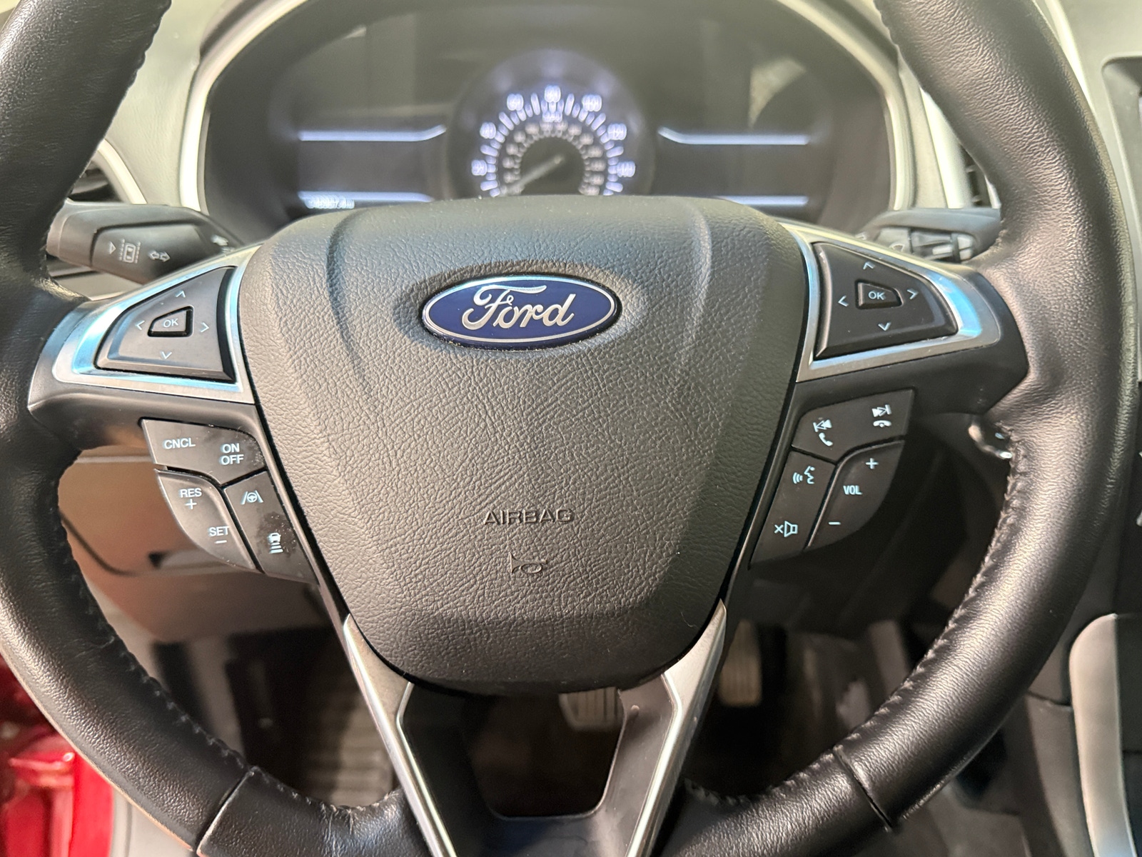 Thumbnail: 2020 Ford Edge - 4