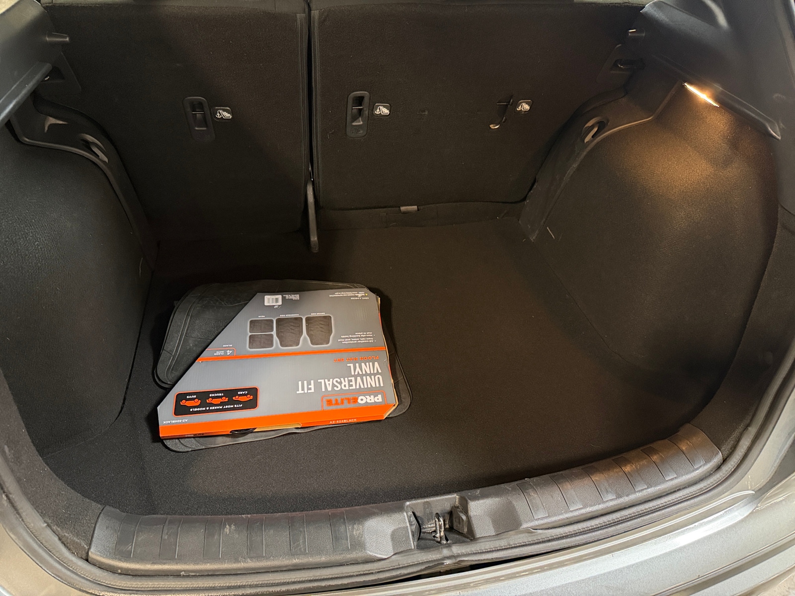 Thumbnail: 2023 Nissan Kicks - 7
