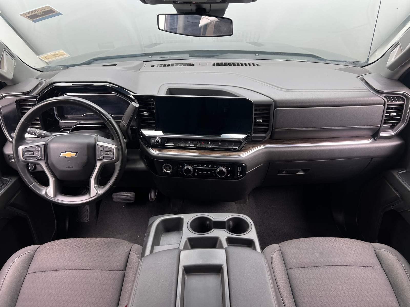 Thumbnail: 2023 Chevrolet Silverado 1500 - 3