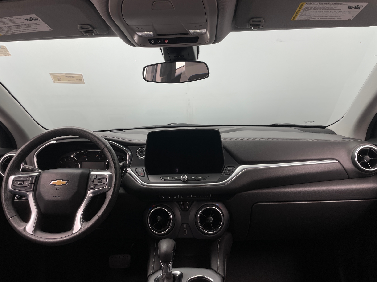 Thumbnail: 2023 Chevrolet Blazer - 3