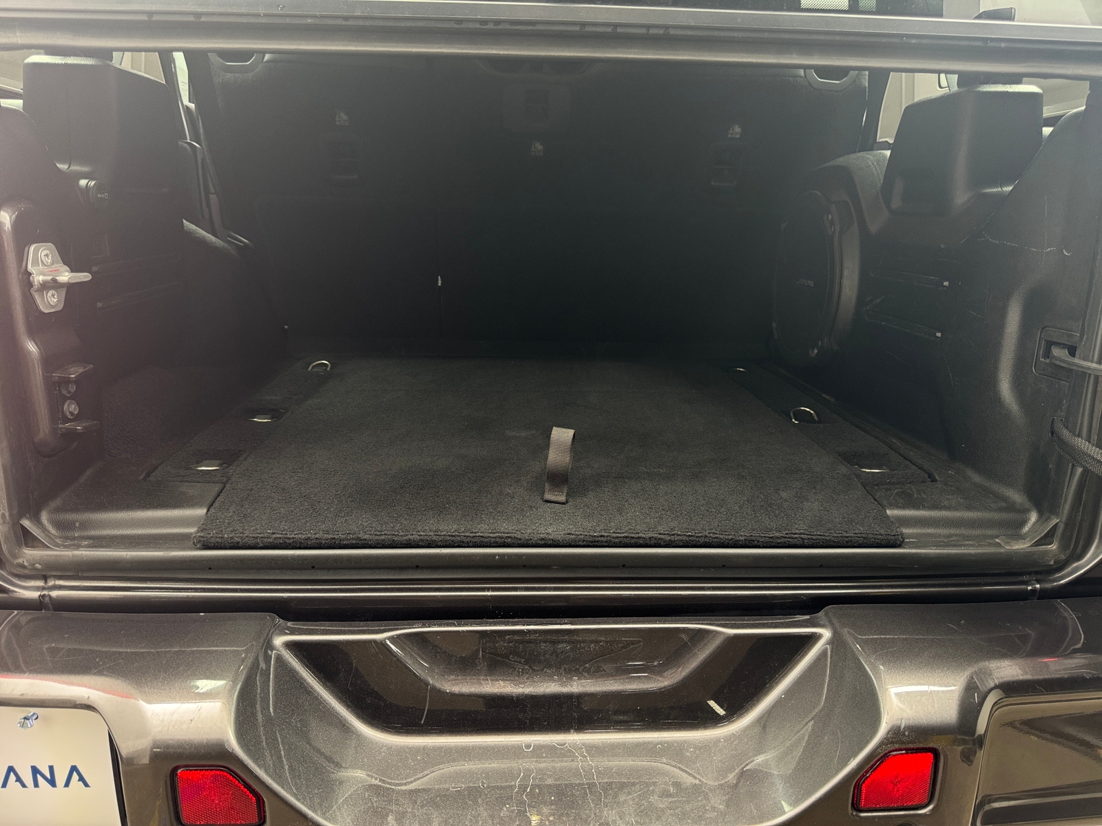 Thumbnail: 2021 Jeep Wrangler - 6