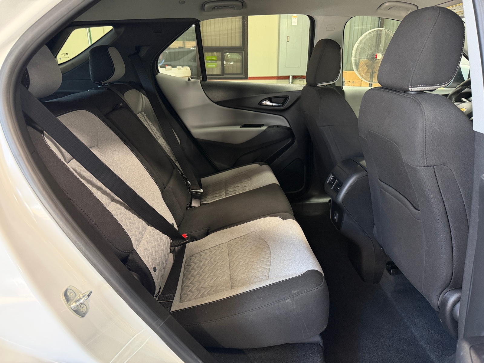 Thumbnail: 2022 Chevrolet Equinox - 6