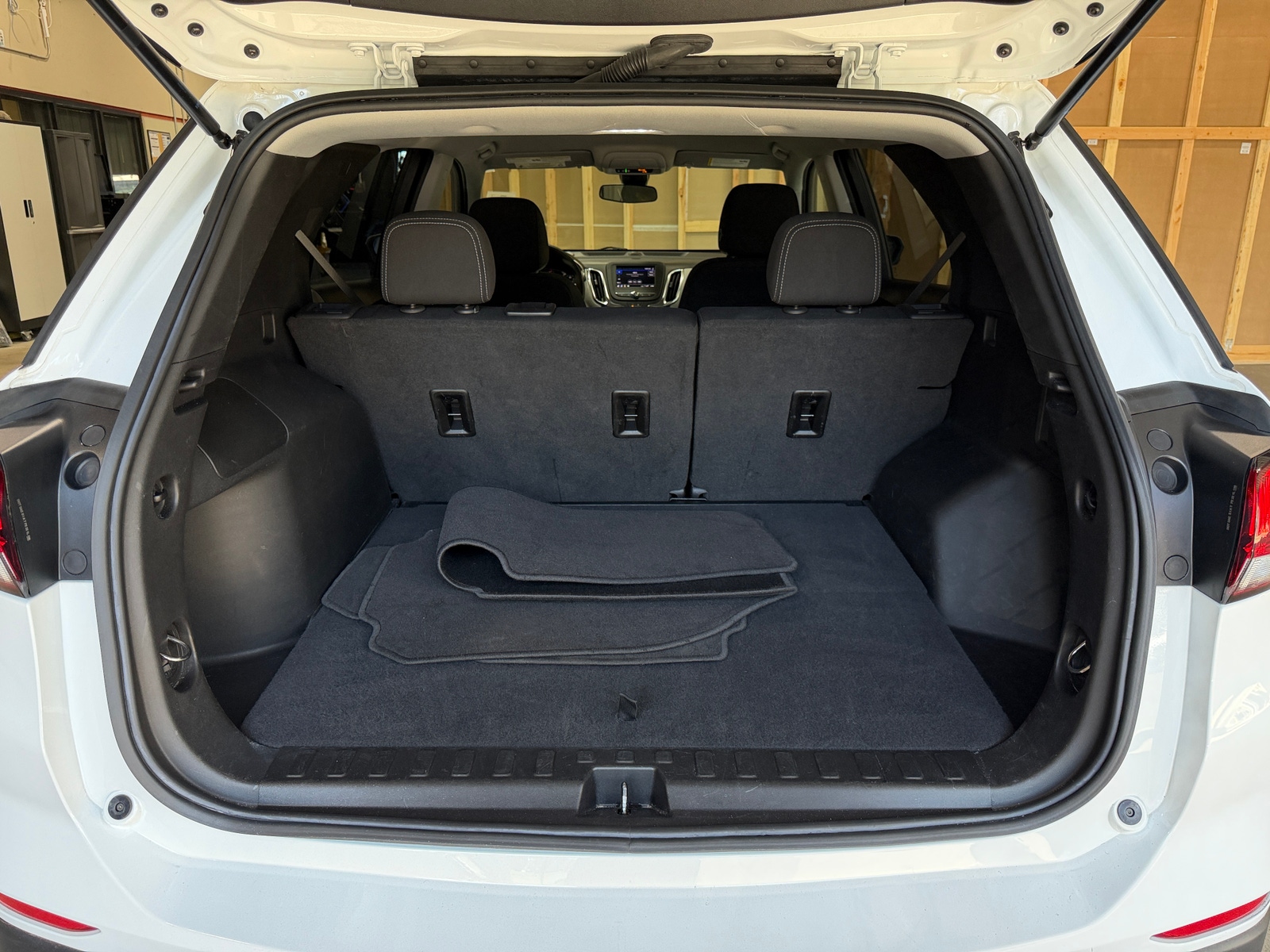 Thumbnail: 2022 Chevrolet Equinox - 7