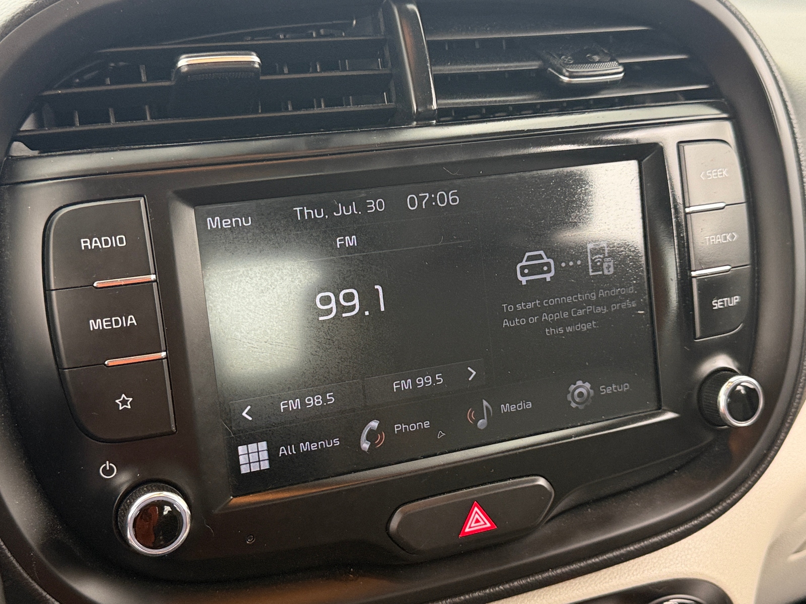 Thumbnail: 2023 Kia Soul - 4