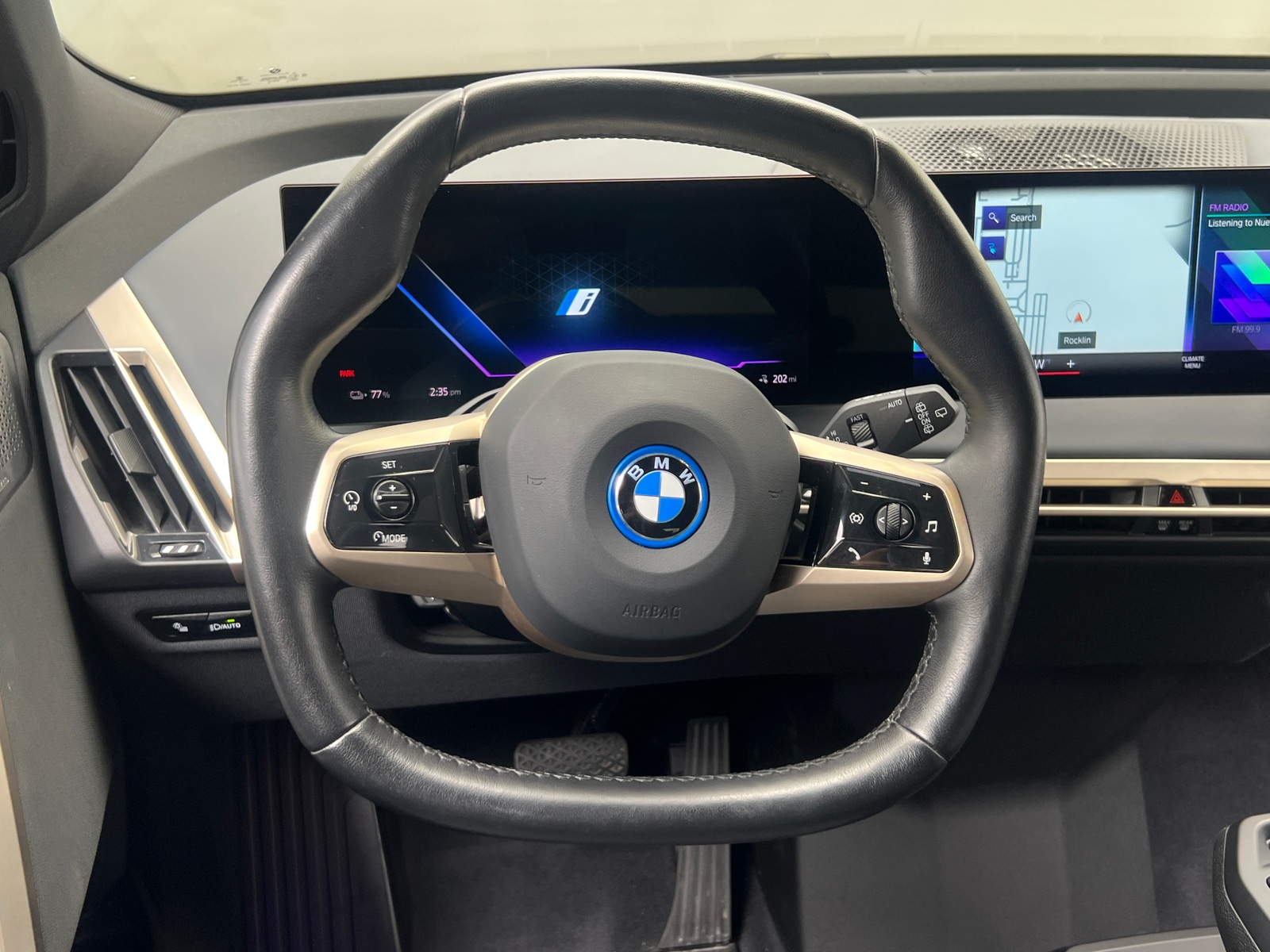Thumbnail: 2022 BMW iX - 4