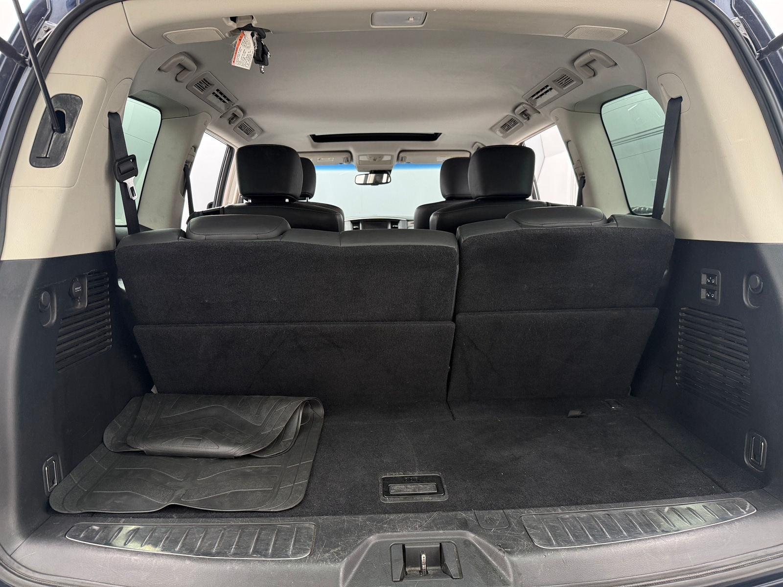 Thumbnail: 2017 INFINITI QX80 - 6