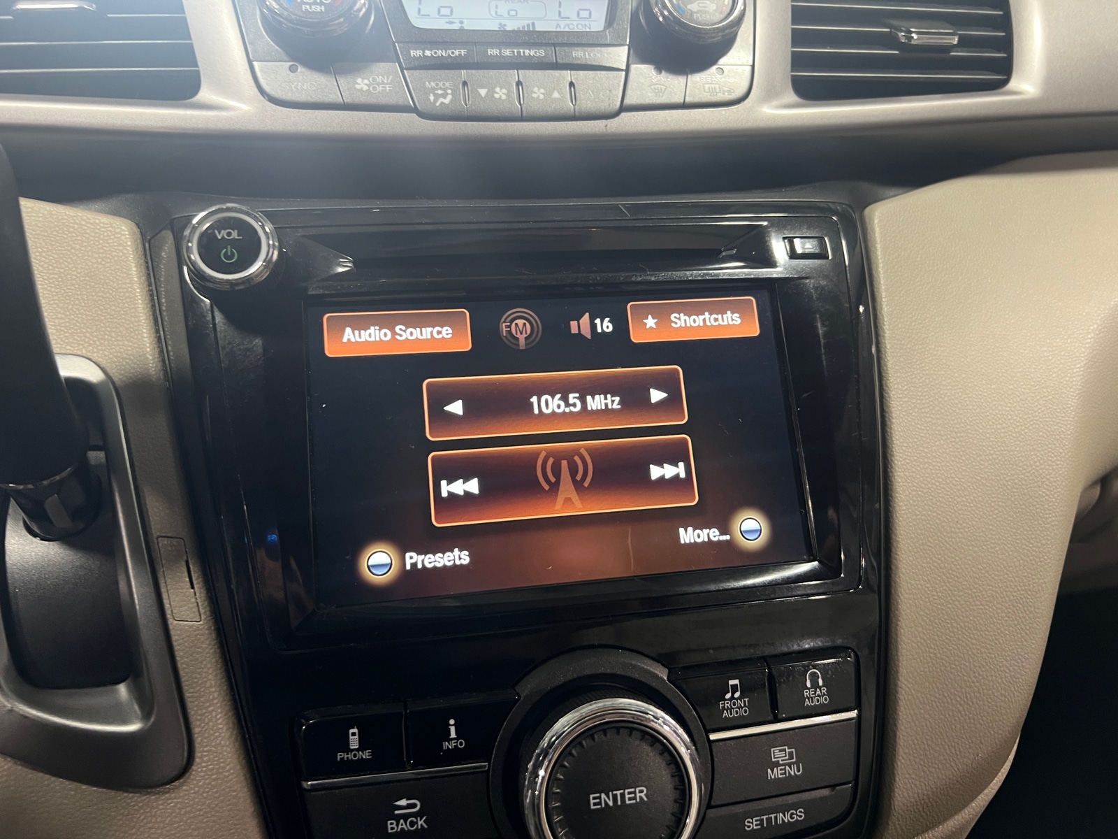 Thumbnail: 2016 Honda Odyssey - 4