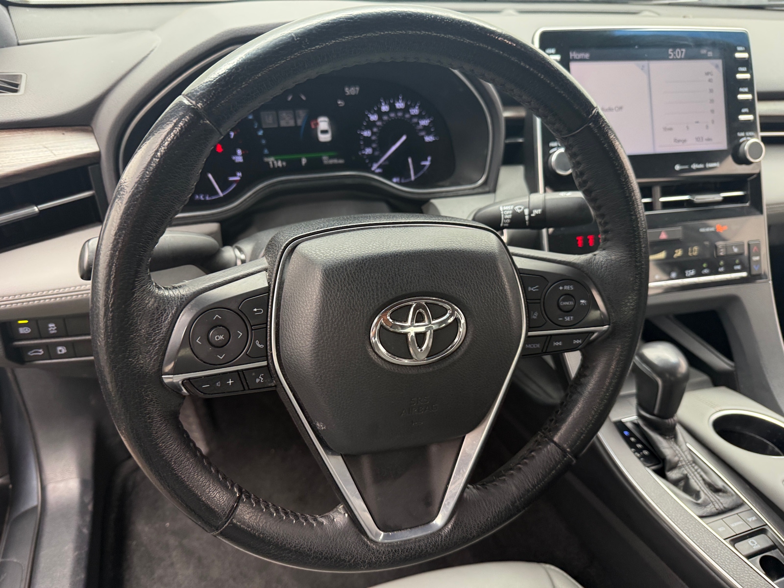 Thumbnail: 2020 Toyota Avalon - 4