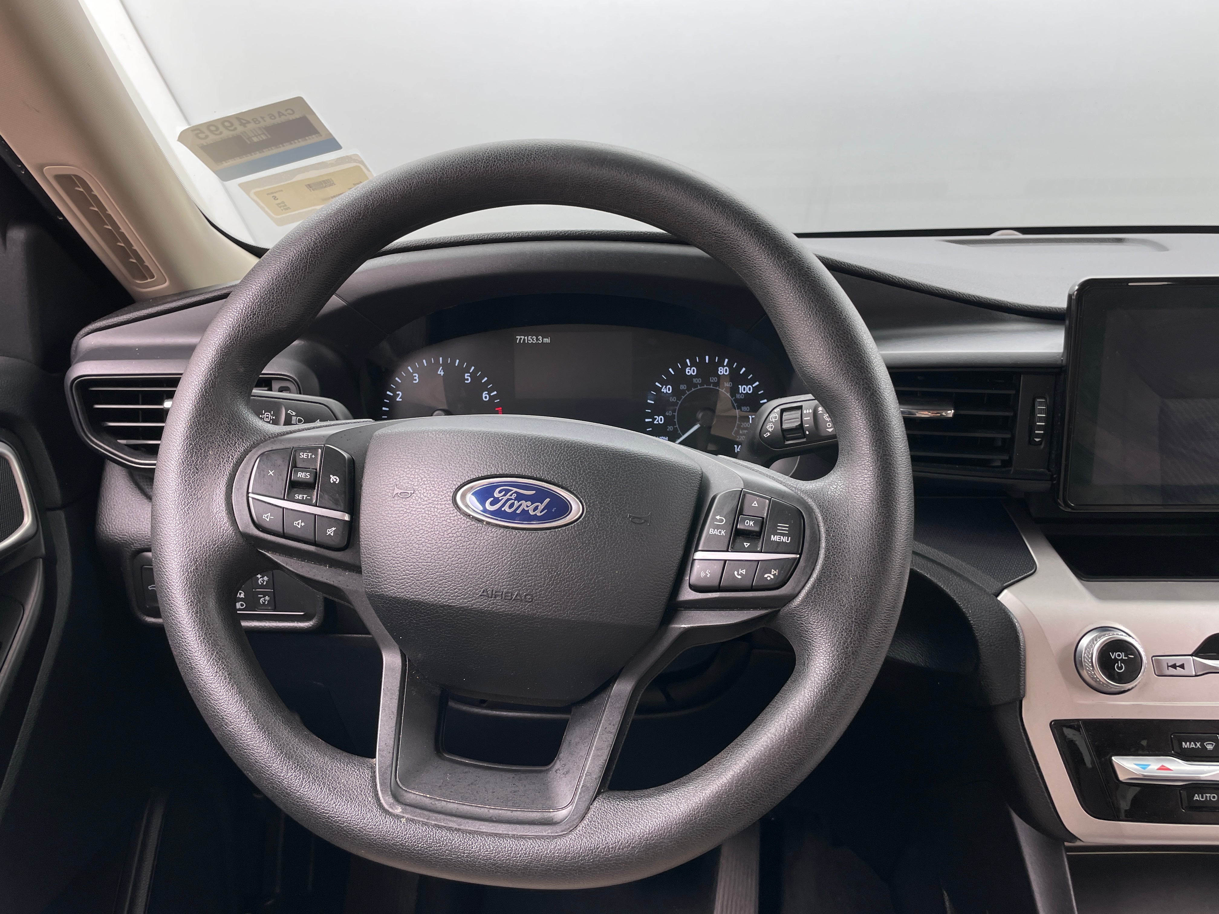 2021 Ford Explorer Base - Photo 8