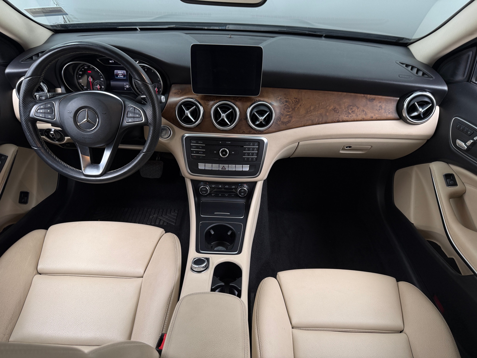 Thumbnail: 2020 Mercedes-Benz GLA - 2