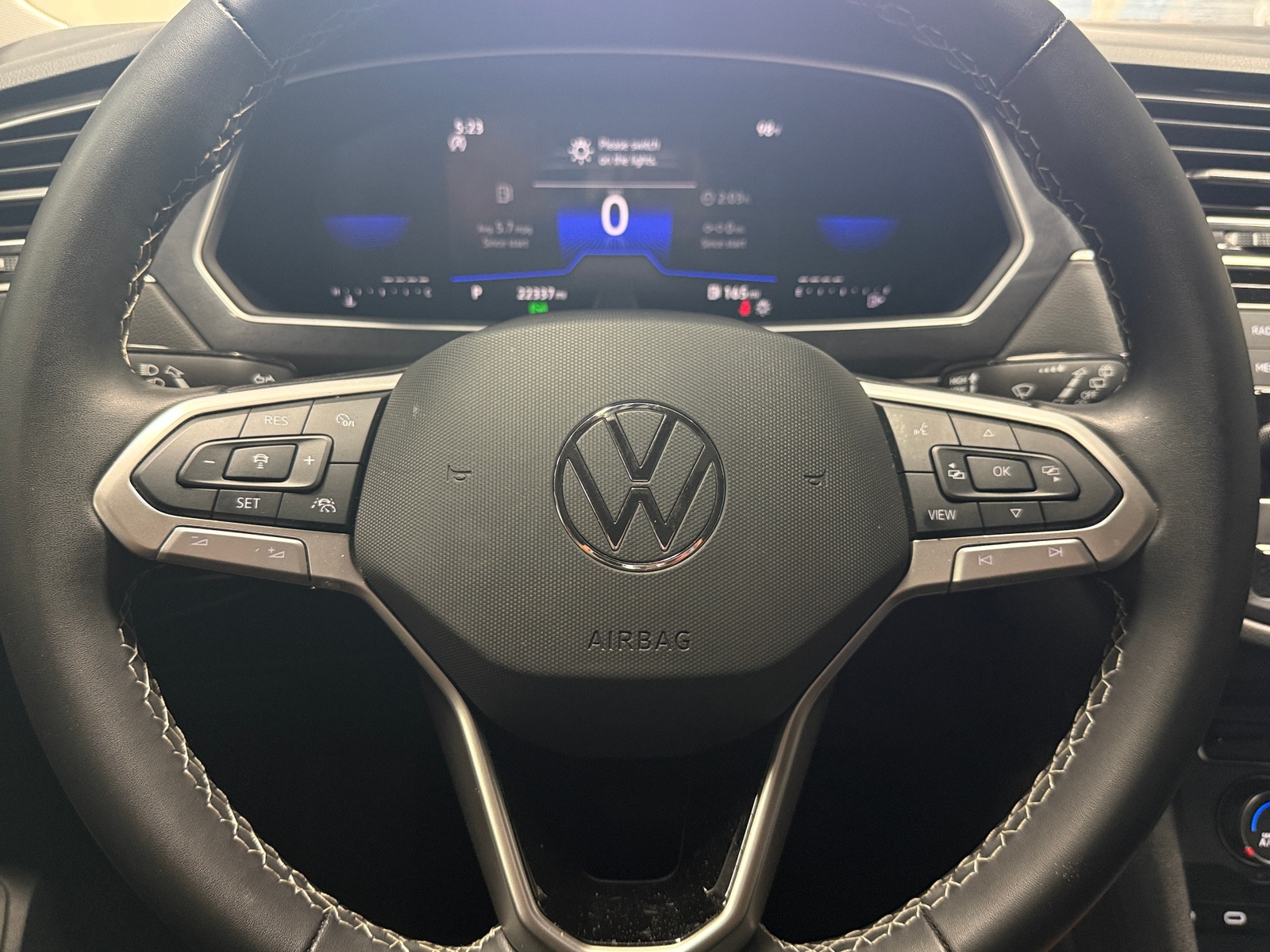 Thumbnail: 2024 Volkswagen Tiguan - 5