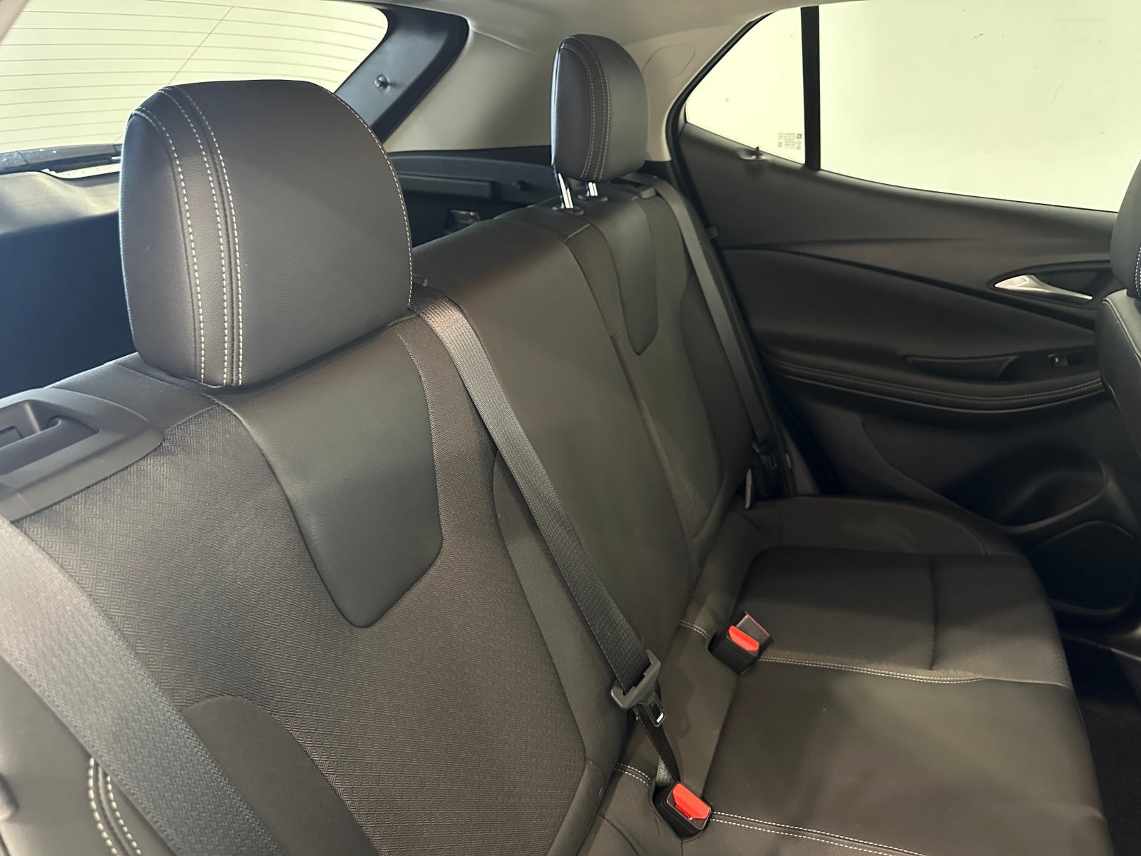Thumbnail: 2025 Buick Encore GX - 5