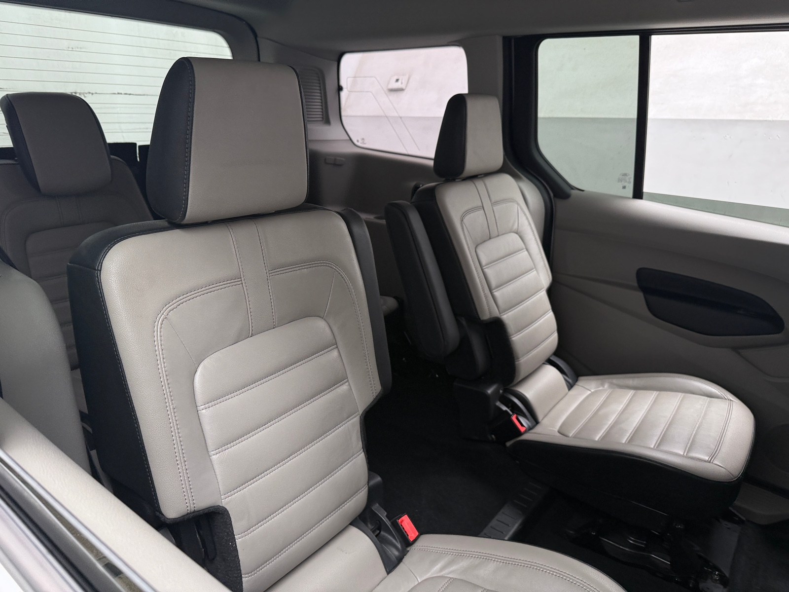 Thumbnail: 2020 Ford Transit Series - 5
