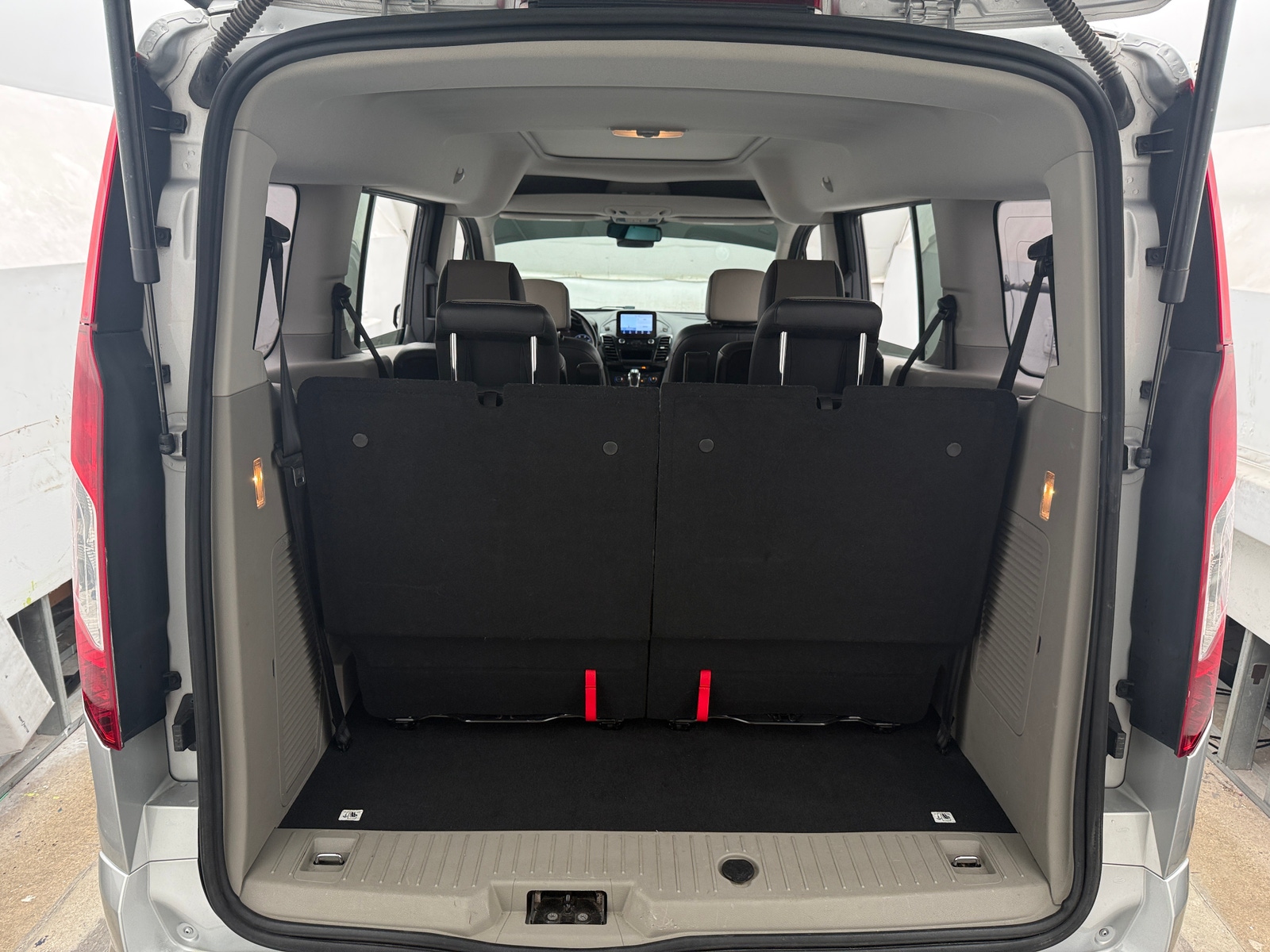 Thumbnail: 2020 Ford Transit Series - 6