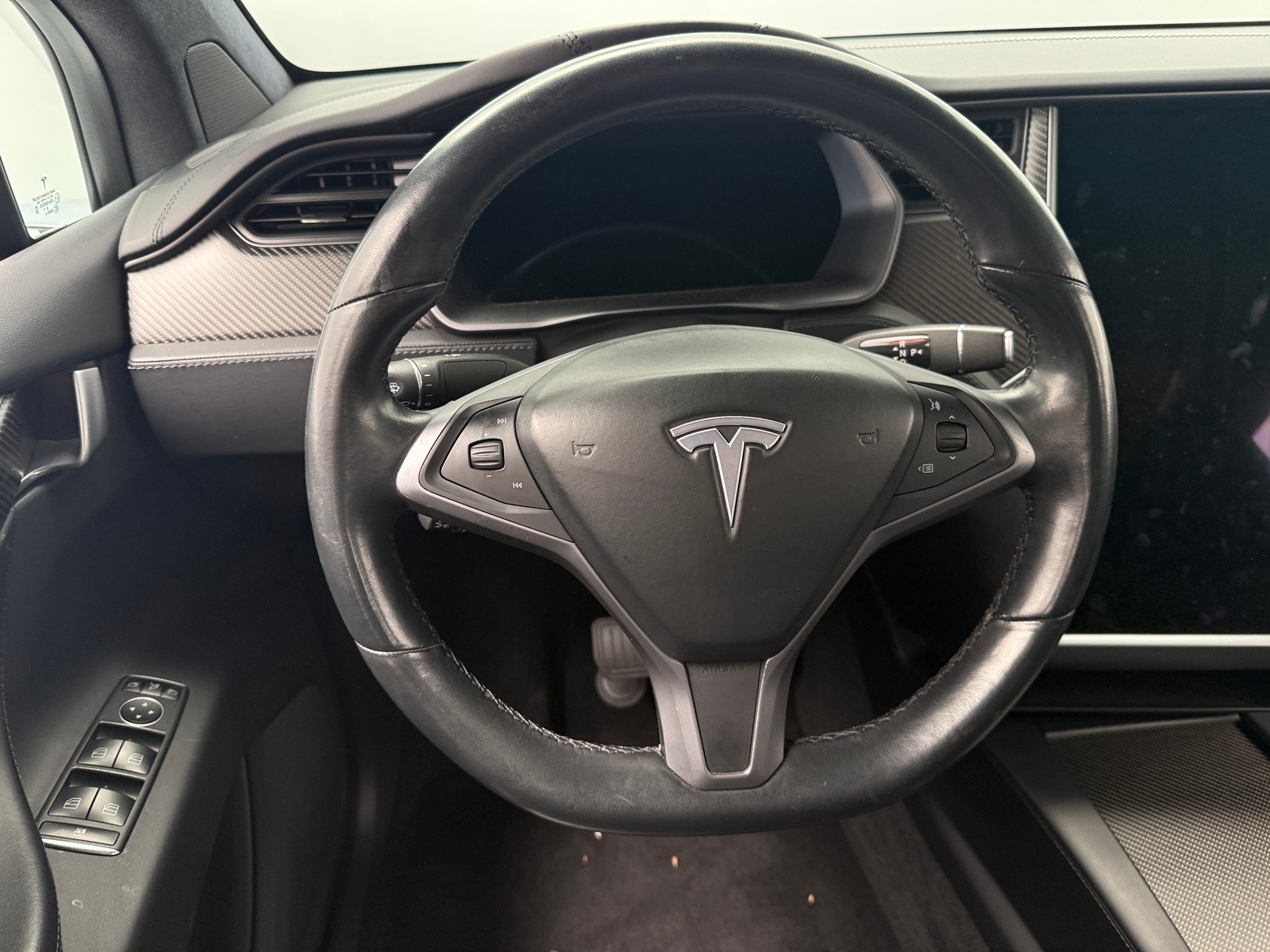 Thumbnail: 2018 Tesla Model X - 4