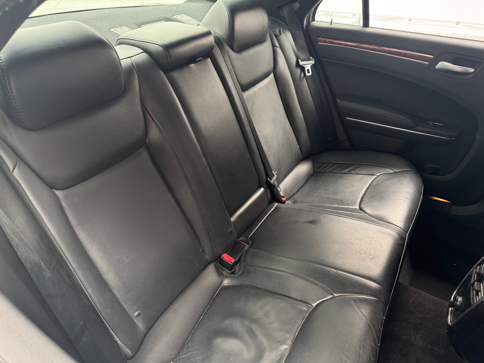 Thumbnail: 2014 Chrysler 300 - 5