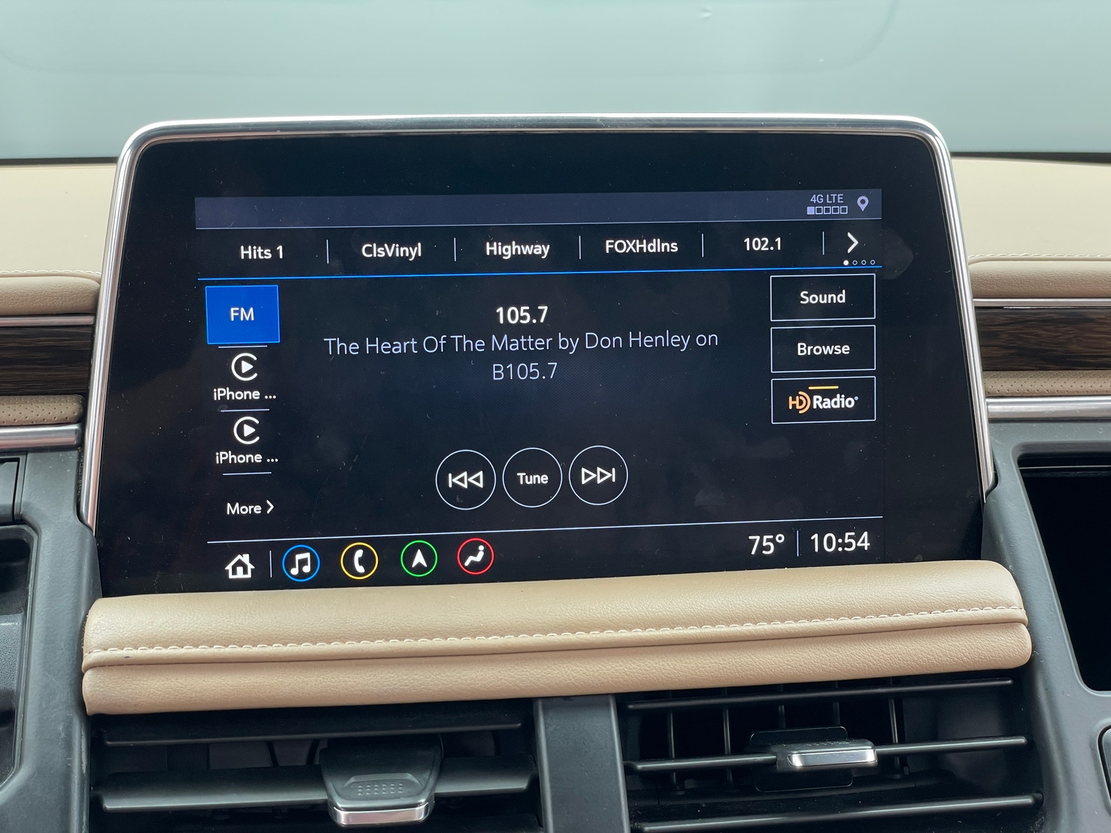 Thumbnail: 2021 Chevrolet Tahoe - 3