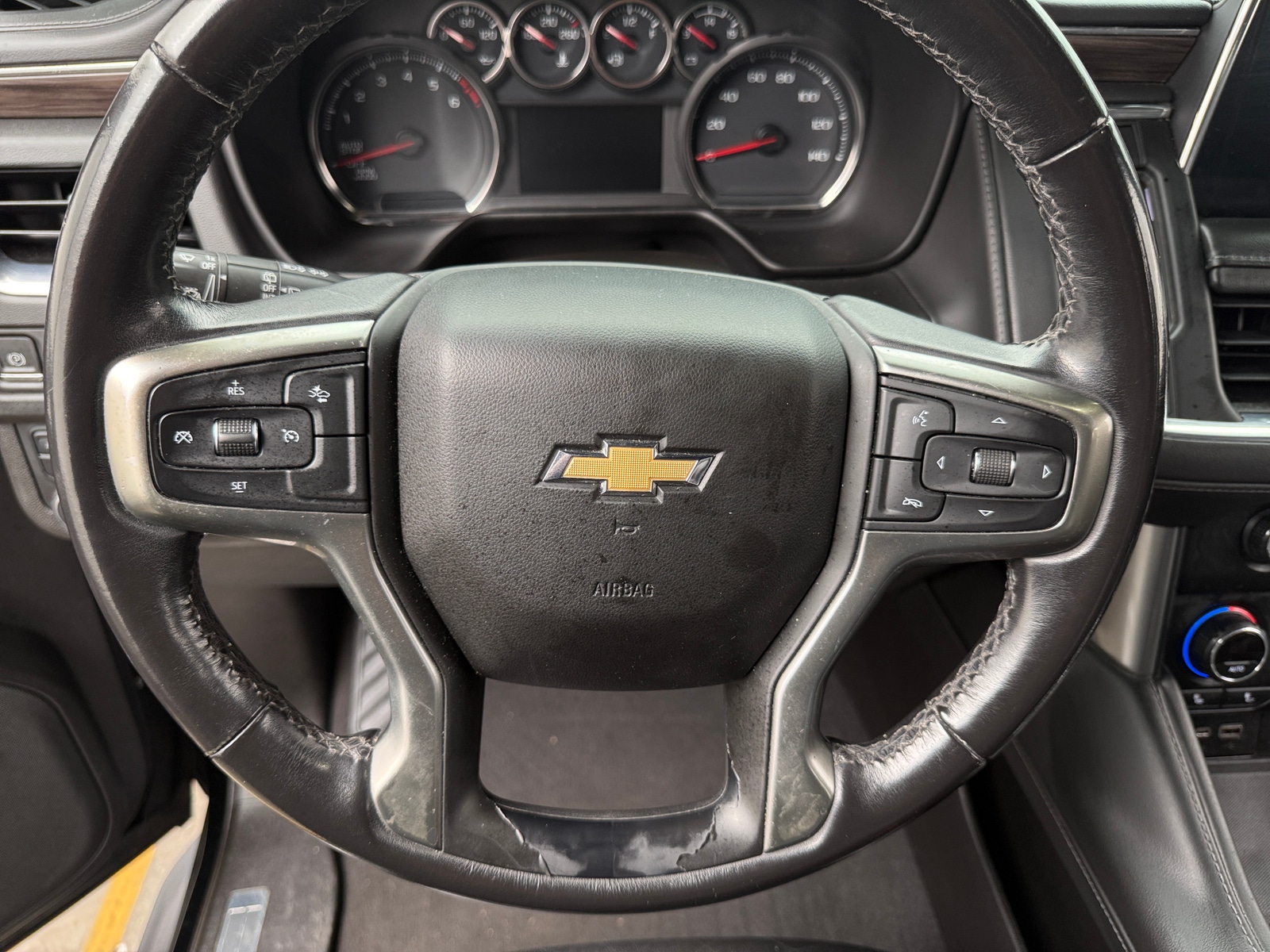 Thumbnail: 2021 Chevrolet Tahoe - 4