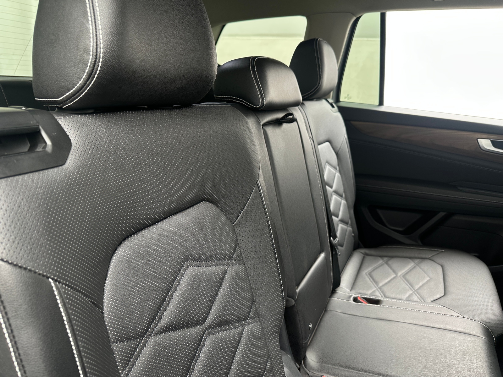 Thumbnail: 2024 Volkswagen Atlas - 5