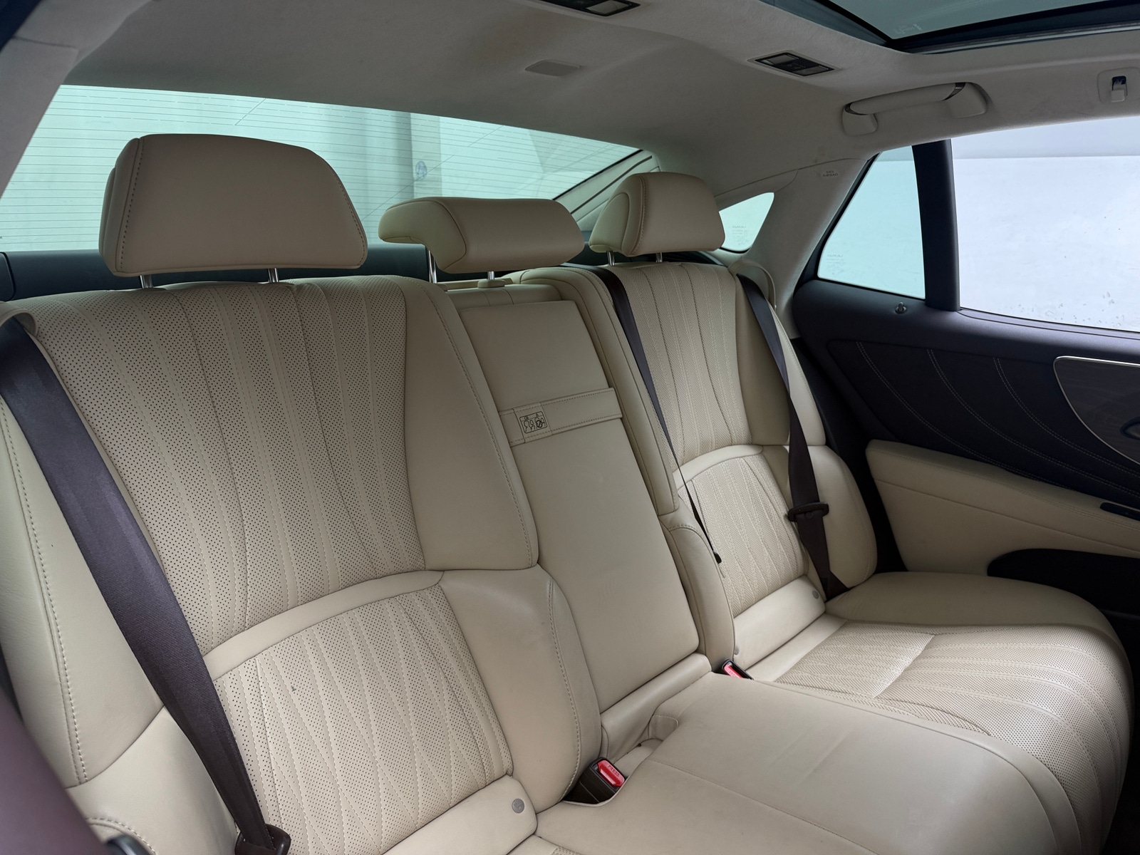 Thumbnail: 2018 Lexus LS - 6