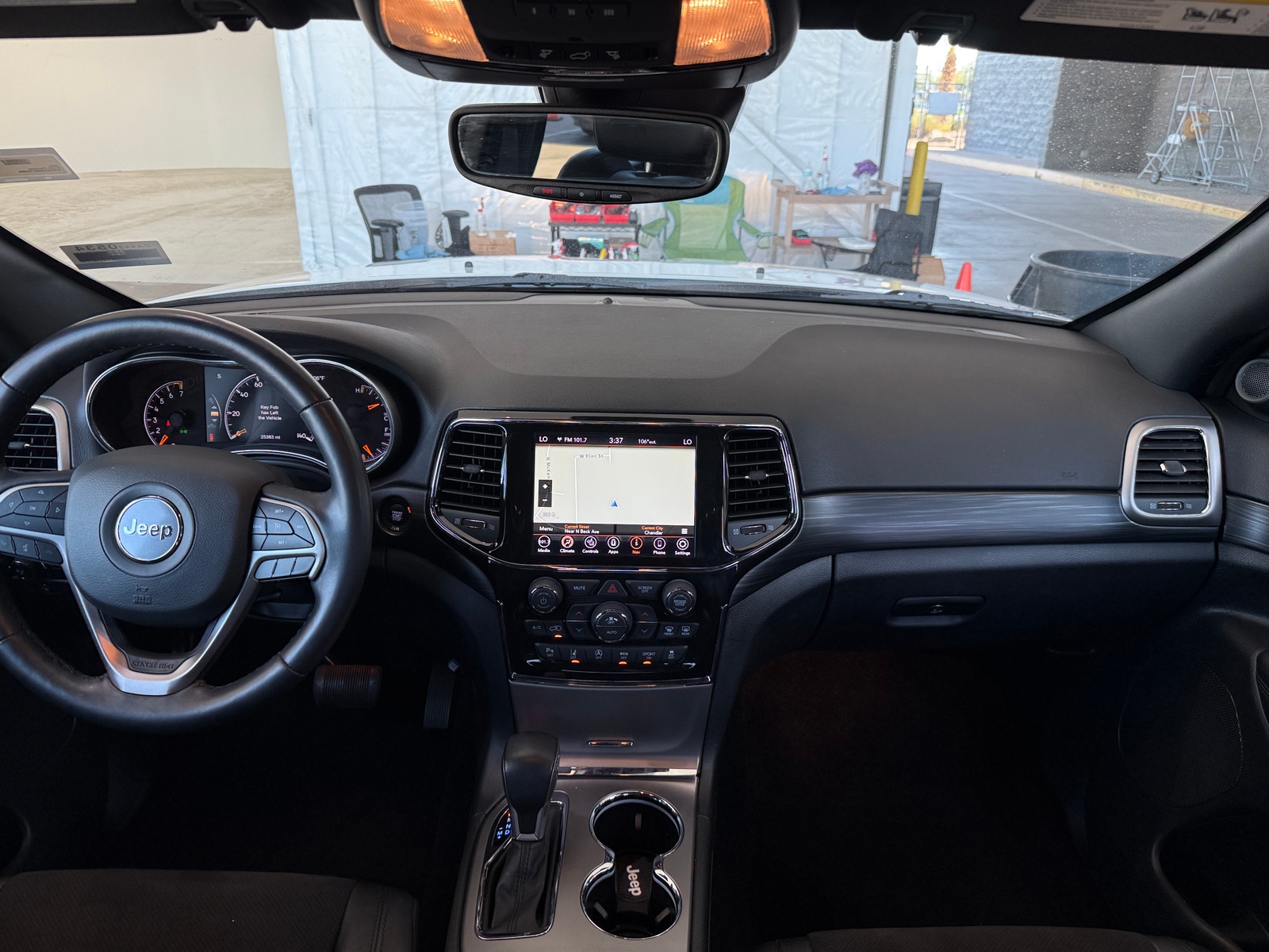 Thumbnail: 2022 Jeep Grand Cherokee - 2