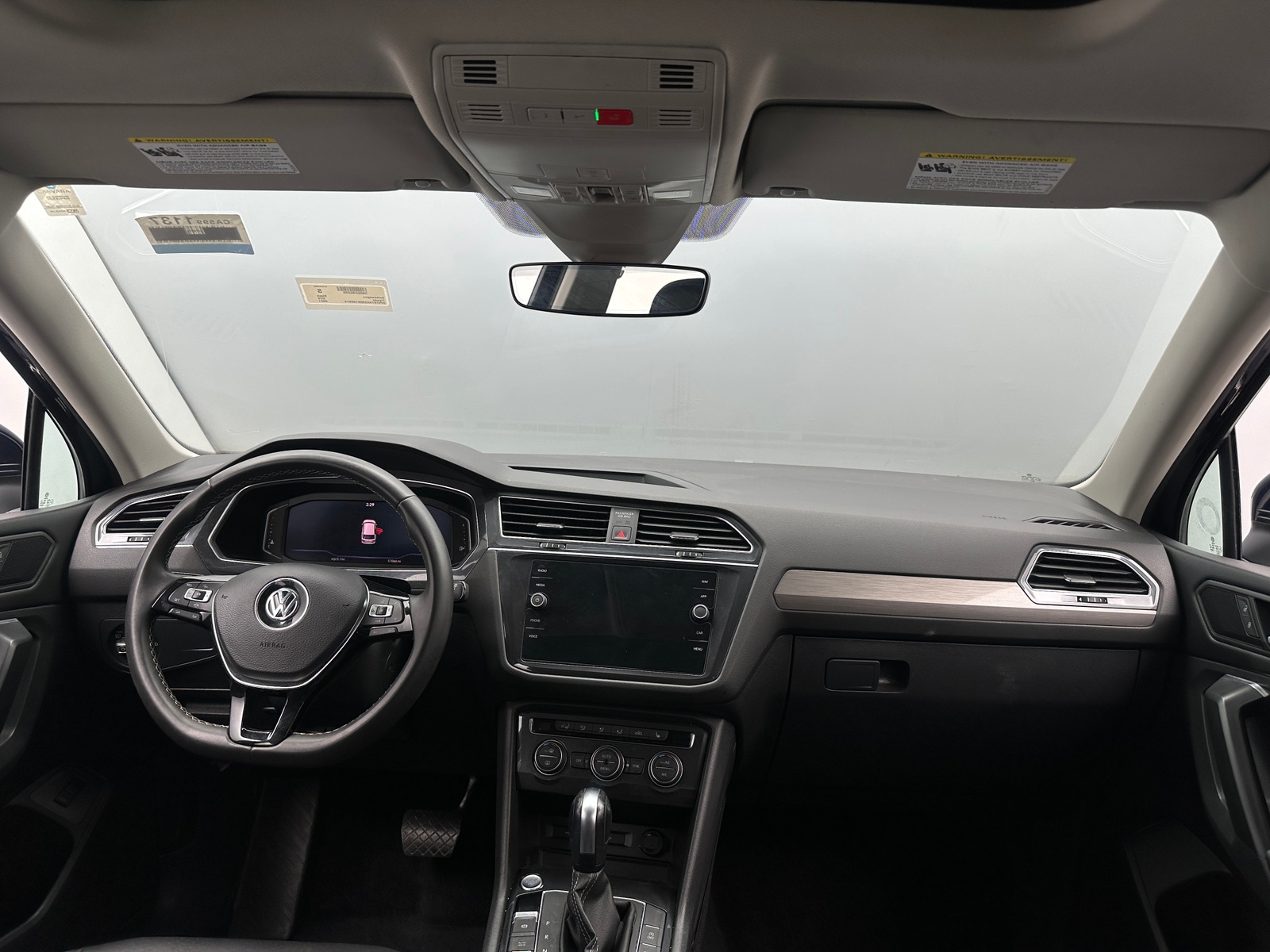 Thumbnail: 2021 Volkswagen Tiguan - 2