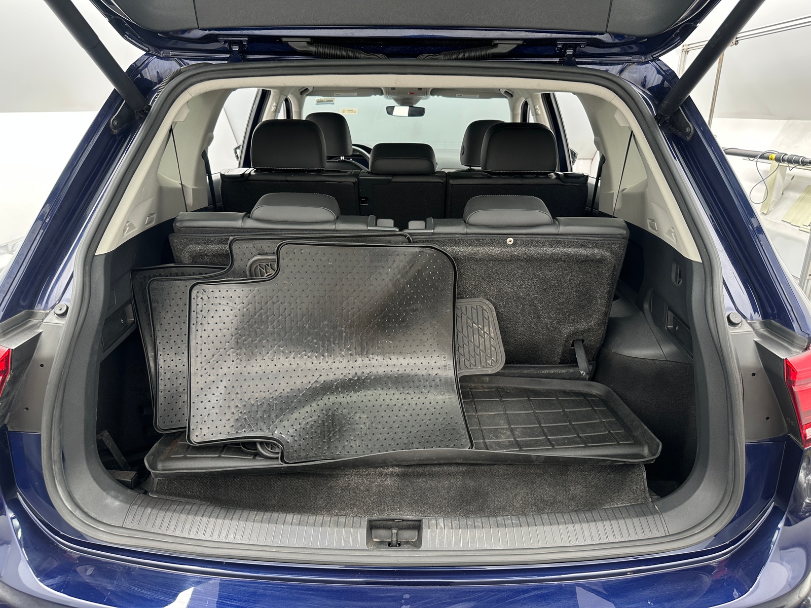 Thumbnail: 2021 Volkswagen Tiguan - 6
