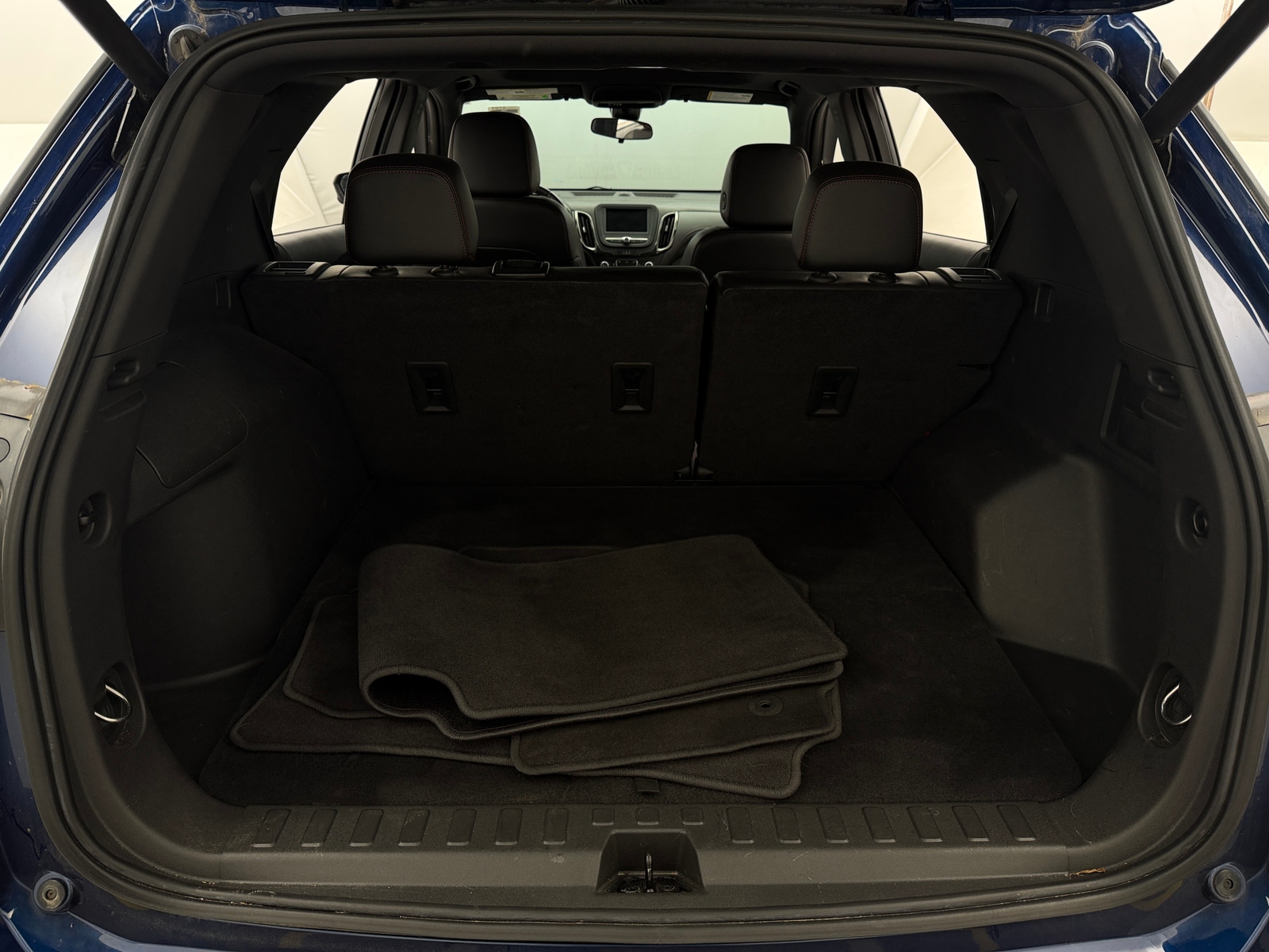 Thumbnail: 2022 Chevrolet Equinox - 7