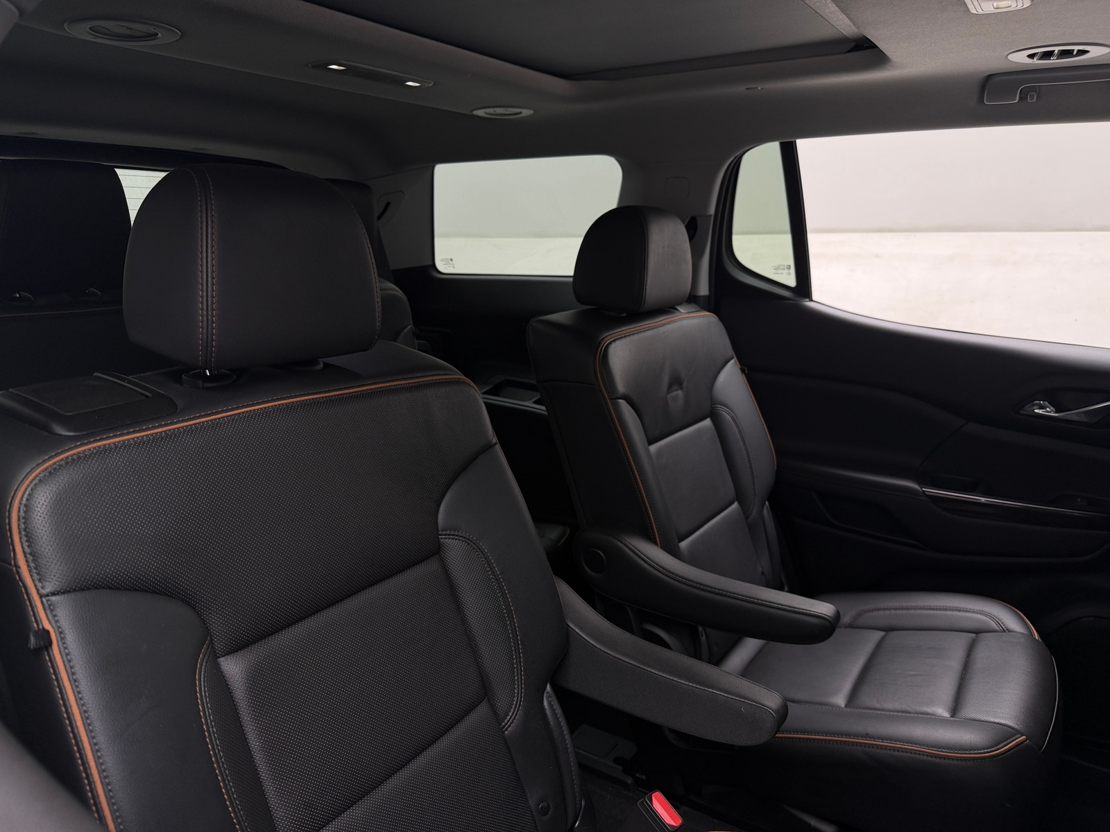 Thumbnail: 2023 GMC Acadia - 5