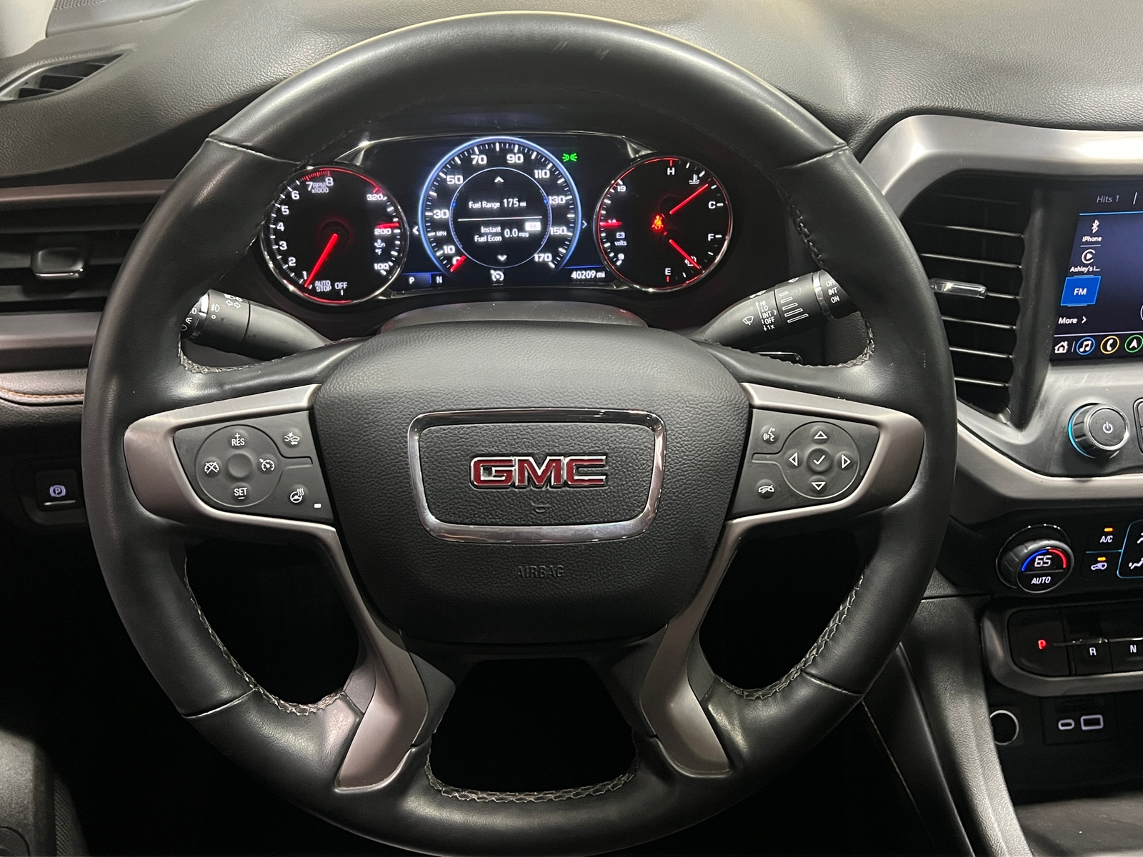 Thumbnail: 2023 GMC Acadia - 4