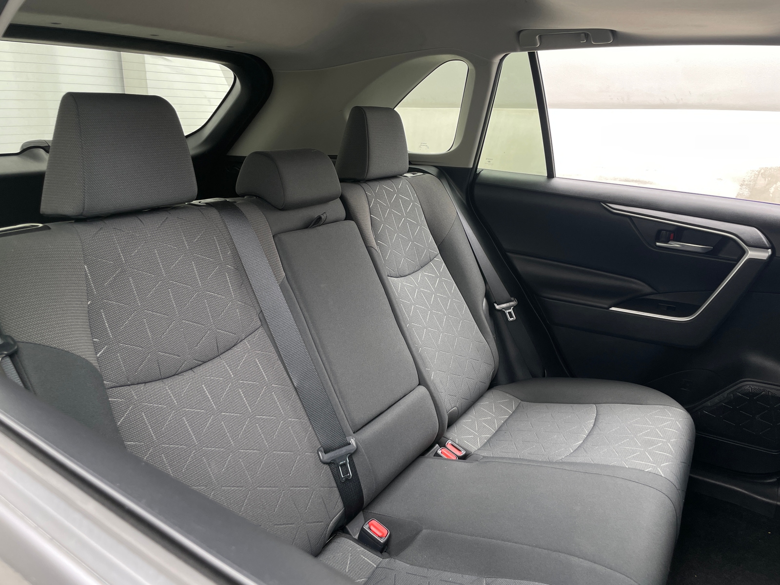 Thumbnail: 2019 Toyota RAV4 - 6