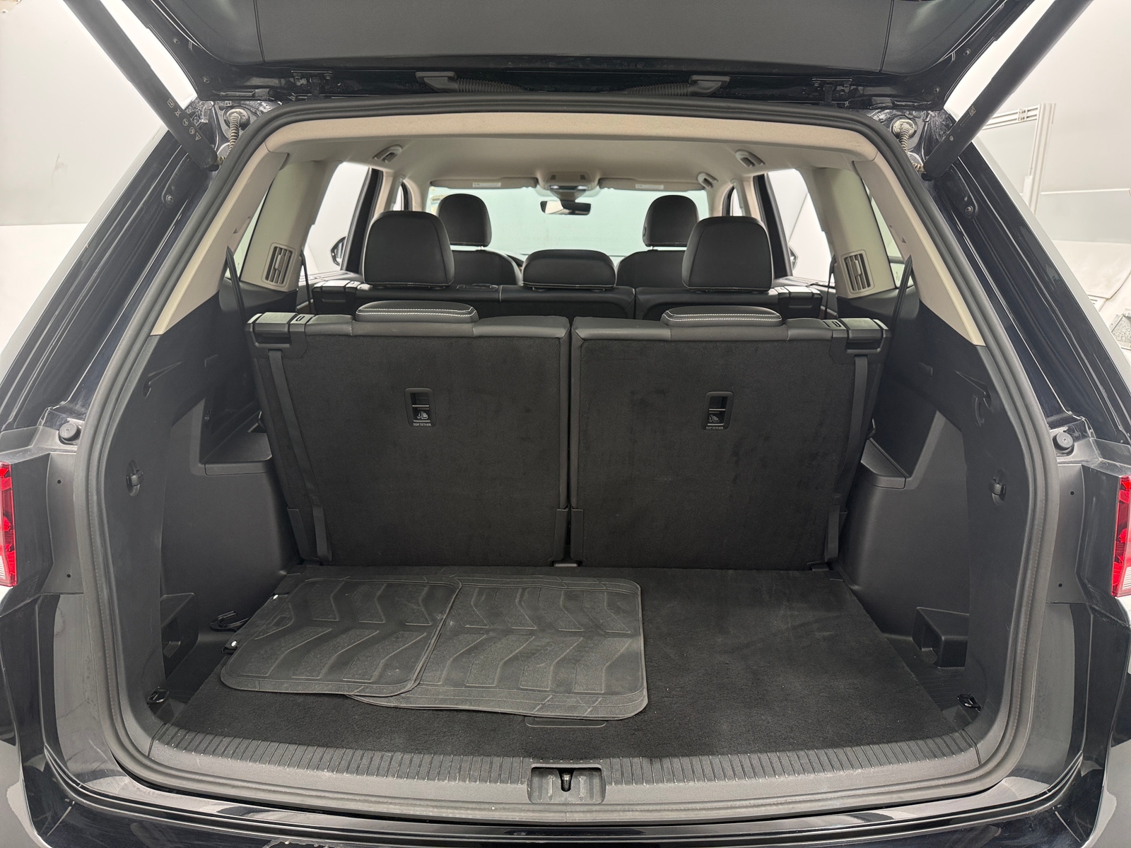 Thumbnail: 2026 Volkswagen Atlas - 6
