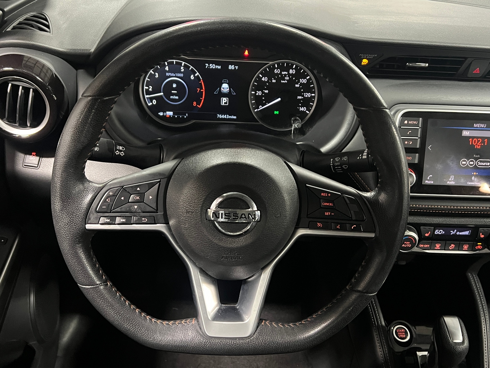Thumbnail: 2019 Nissan Kicks - 4