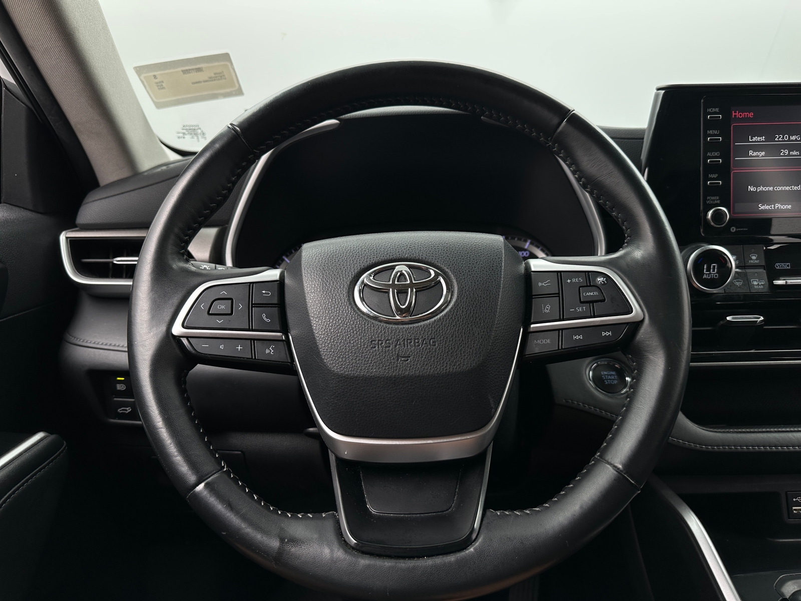 Thumbnail: 2022 Toyota Highlander - 4