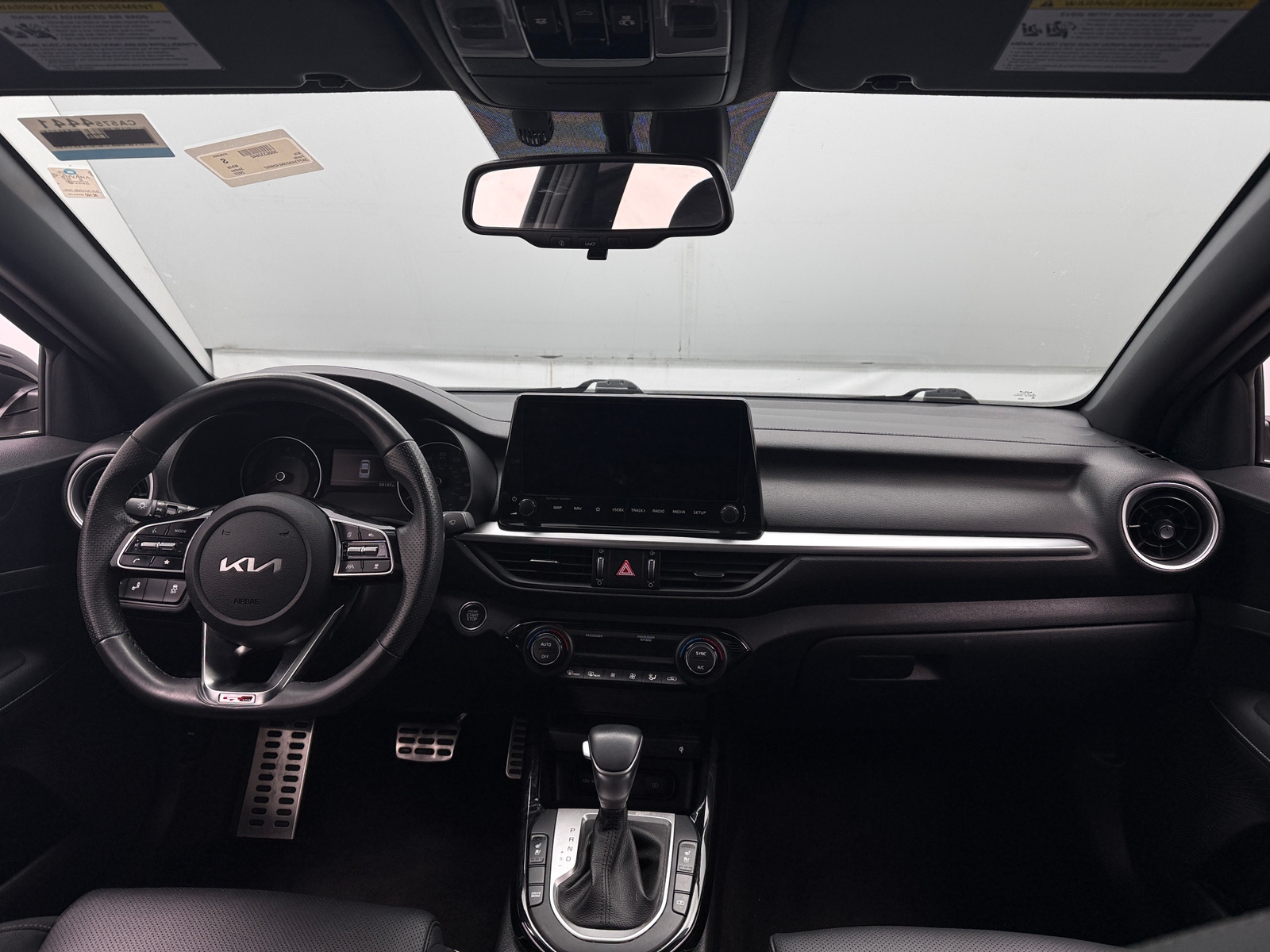 Thumbnail: 2022 Kia Forte - 2
