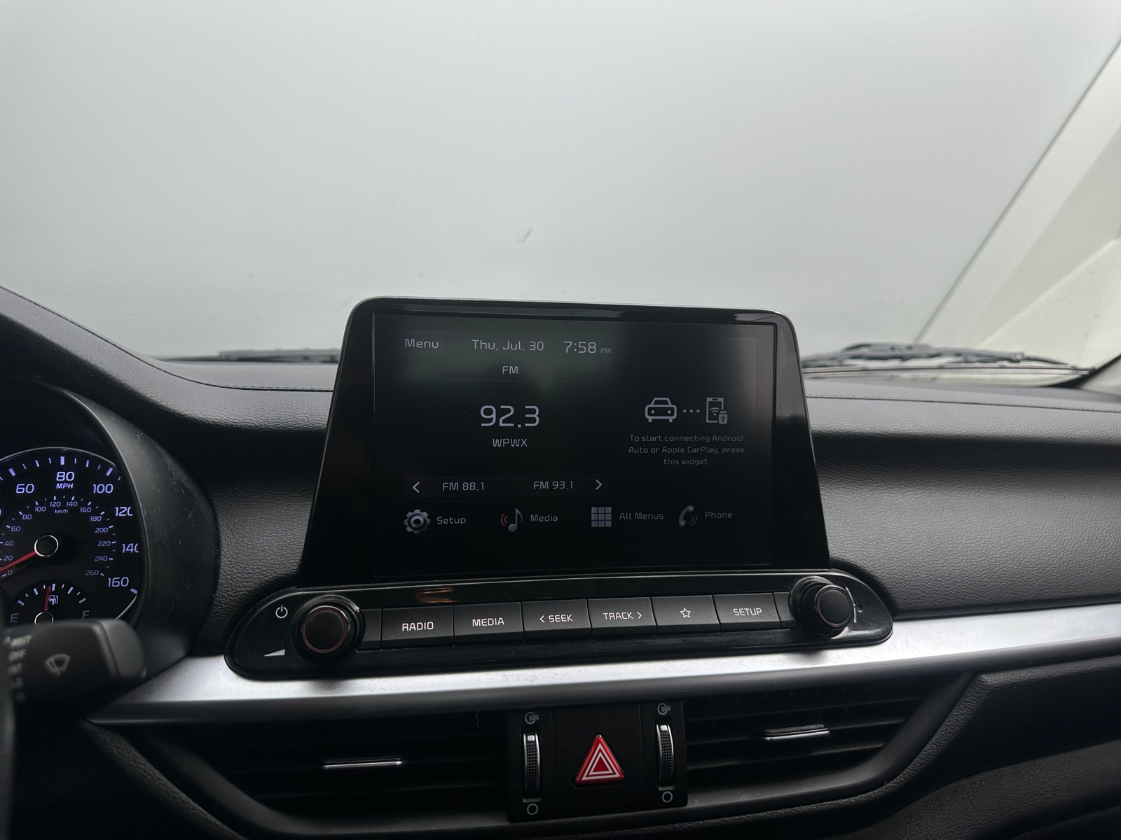 Thumbnail: 2024 Kia Forte - 4