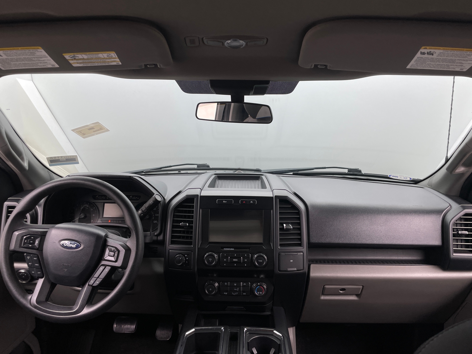 Thumbnail: 2020 Ford Econoline - 3