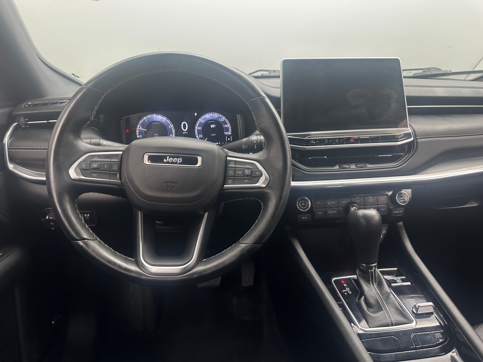 Thumbnail: 2022 Jeep Compass - 4