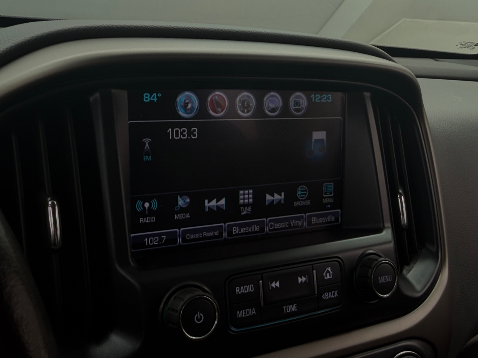 Thumbnail: 2018 Chevrolet Colorado - 3