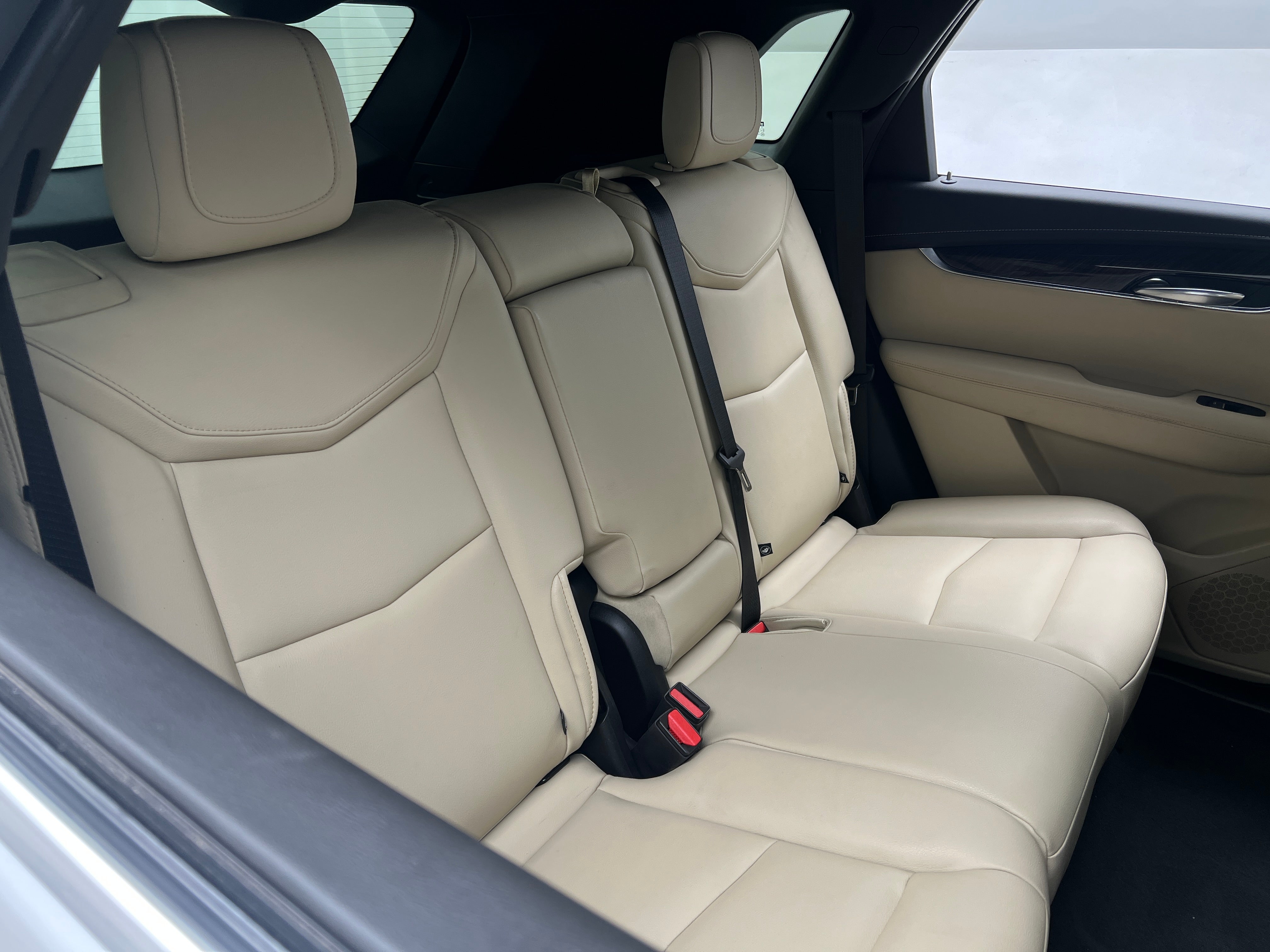 2019 Cadillac XT5 Base - Photo 3