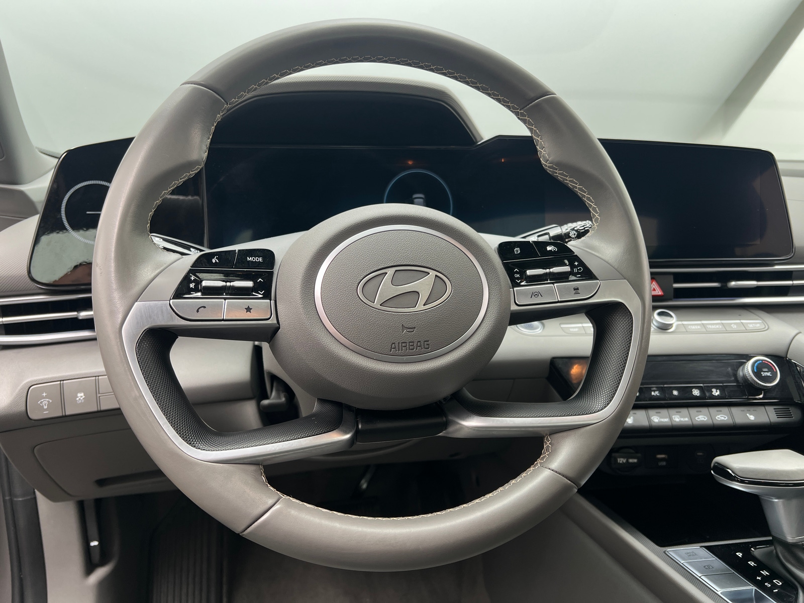 Thumbnail: 2025 Hyundai Elantra - 5