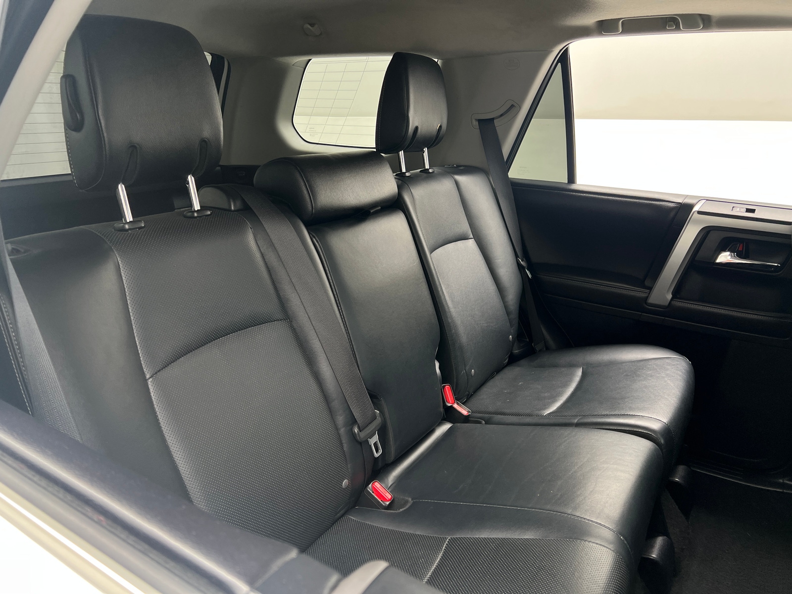 Thumbnail: 2016 Toyota 4Runner - 6