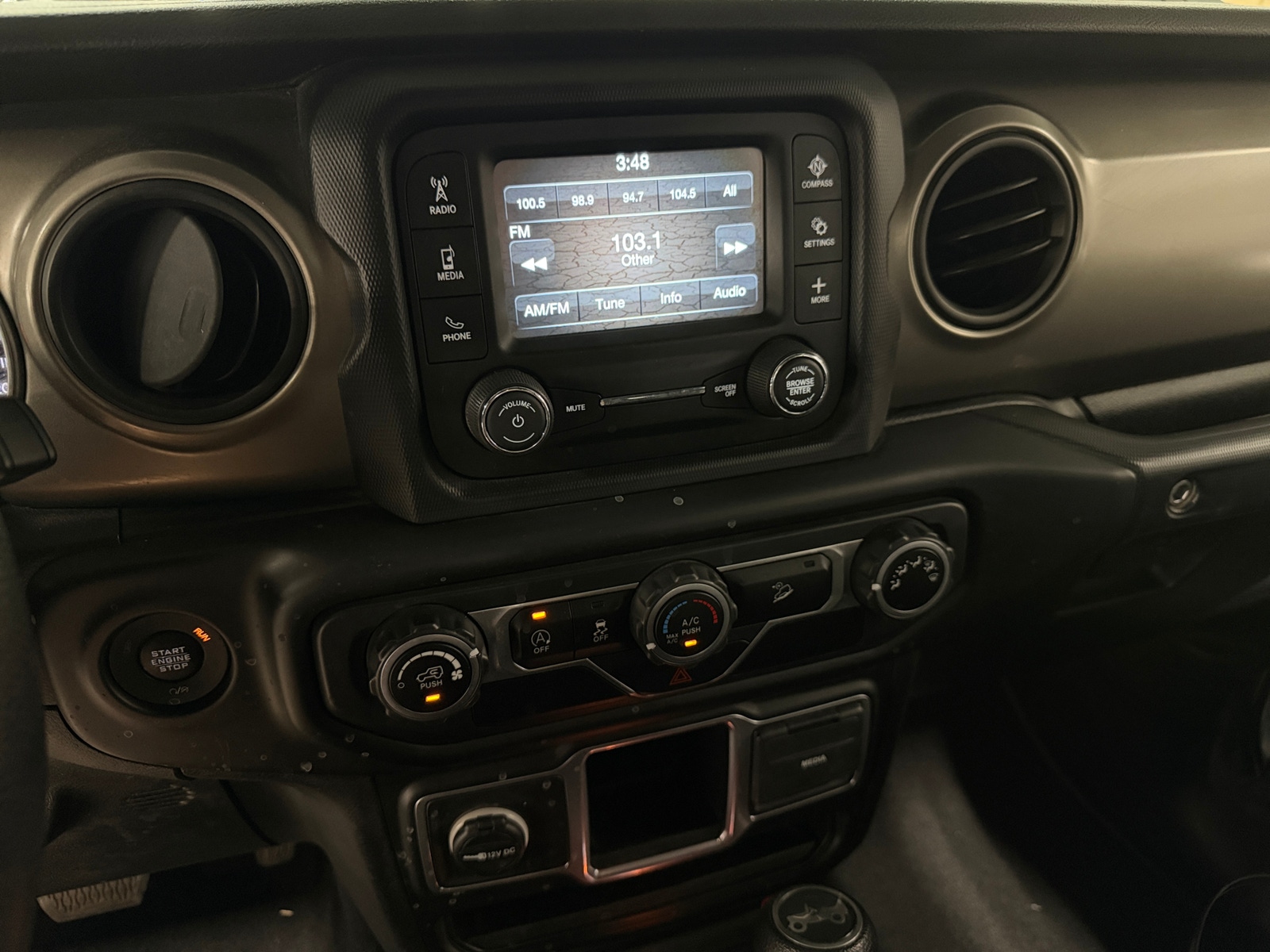 Thumbnail: 2018 Jeep Wrangler - 4