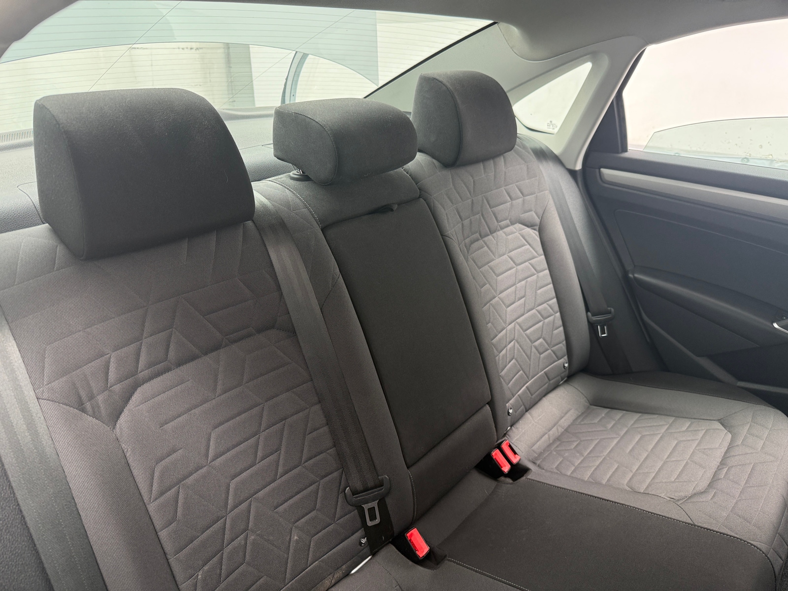 Thumbnail: 2021 Volkswagen Passat - 6