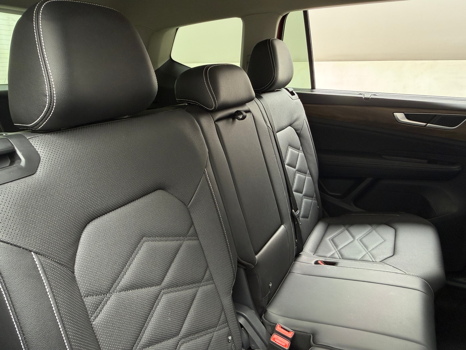 Thumbnail: 2025 Volkswagen Atlas - 5