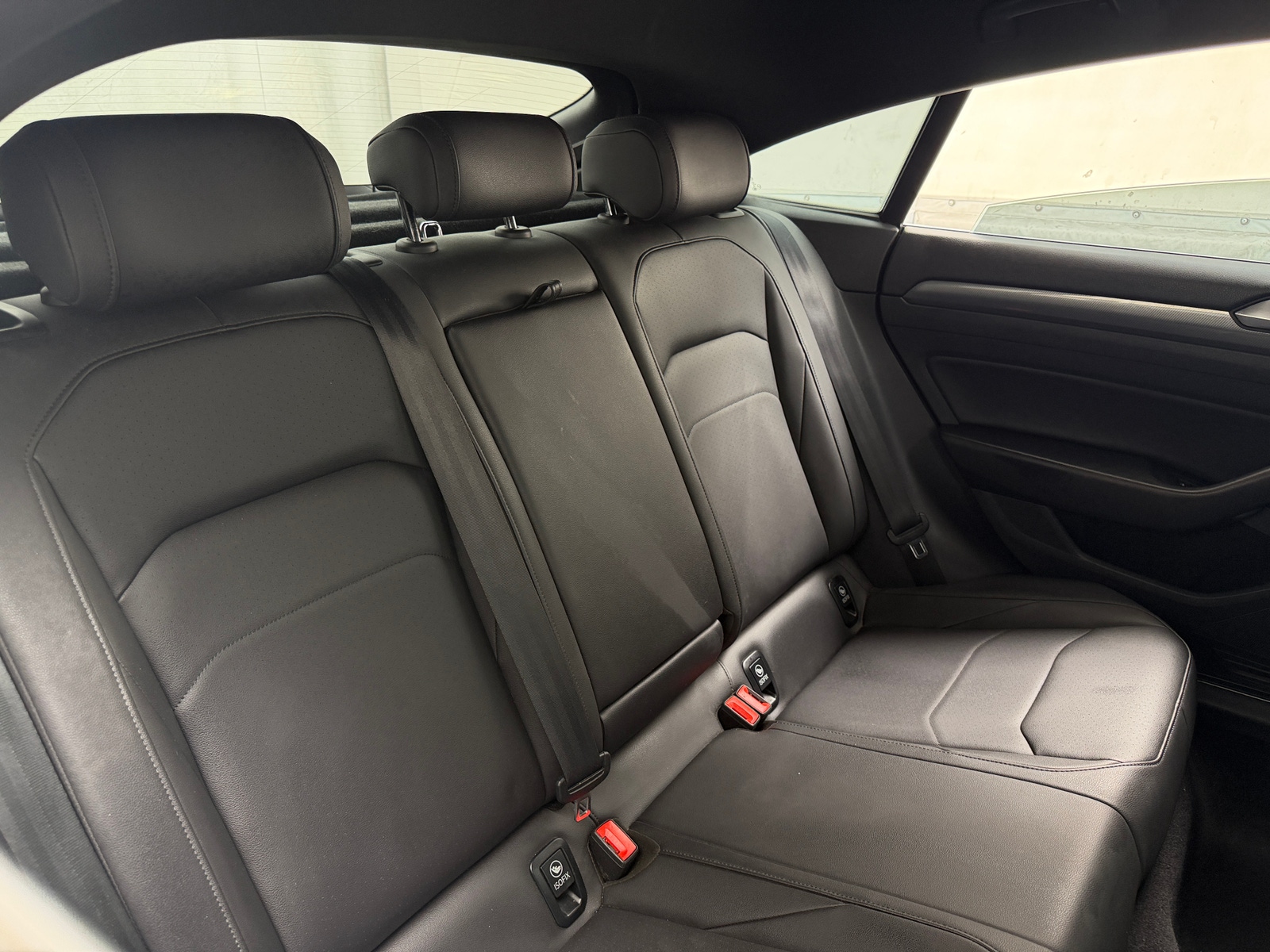 Thumbnail: 2019 Volkswagen Arteon - 6