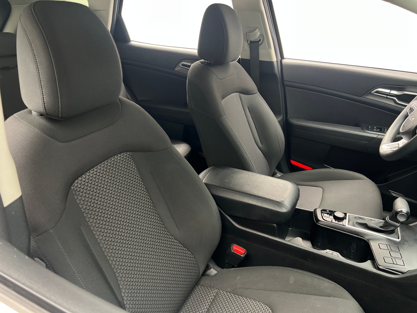 Thumbnail: 2023 Kia Sportage - 2