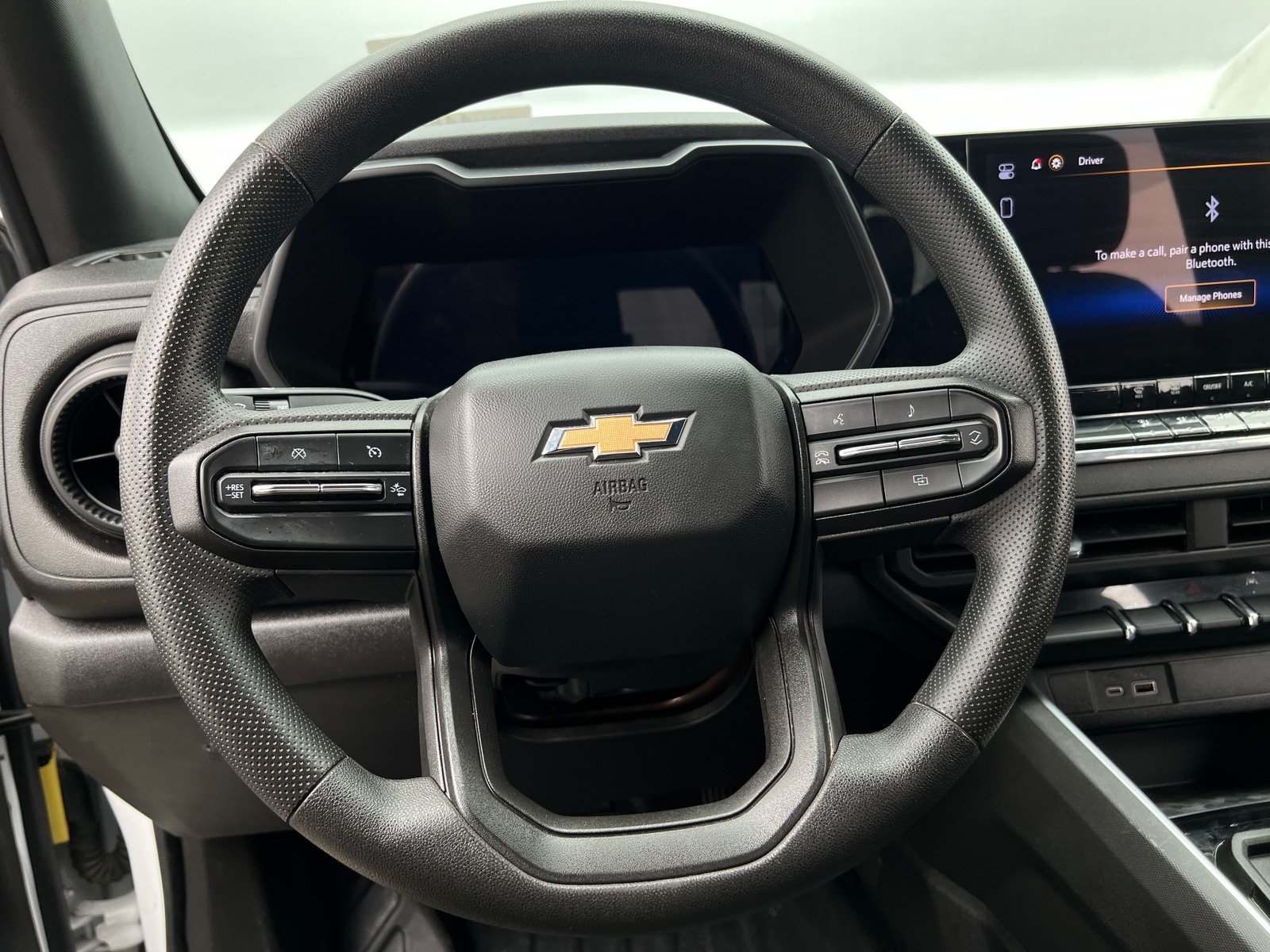 Thumbnail: 2024 Chevrolet Colorado - 5