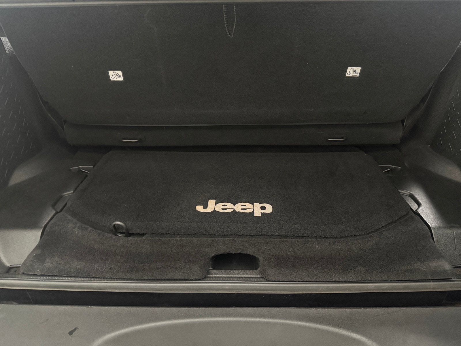 Thumbnail: 2016 Jeep Wrangler - 7