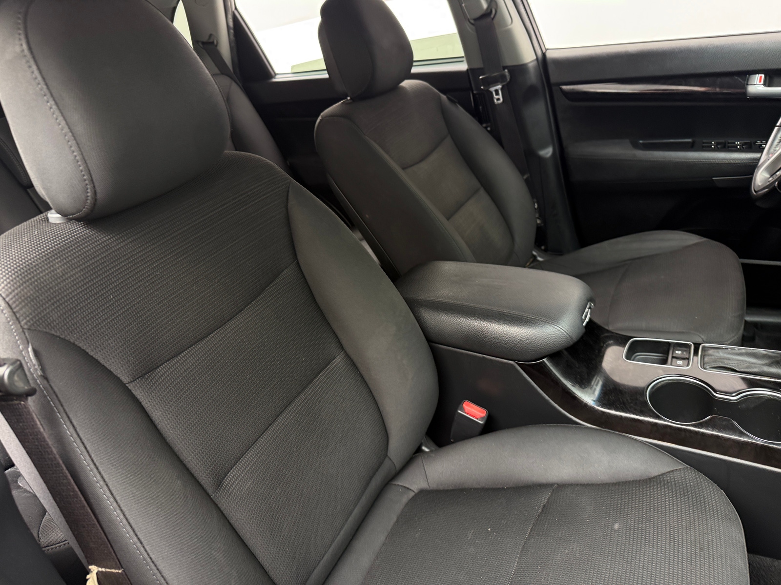 Thumbnail: 2015 Kia Sorento - 2